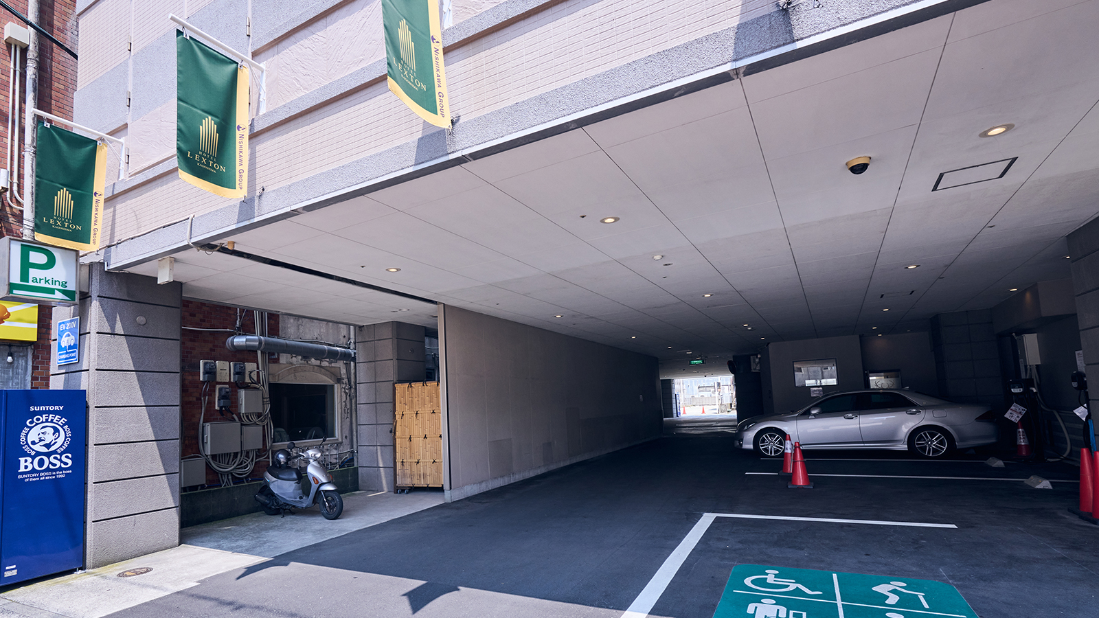 EV充電駐車場（先着順）