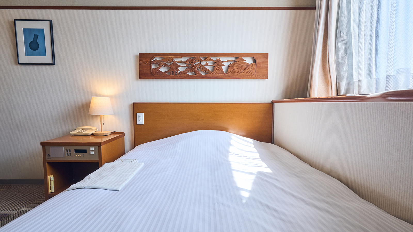 セミダブルルーム