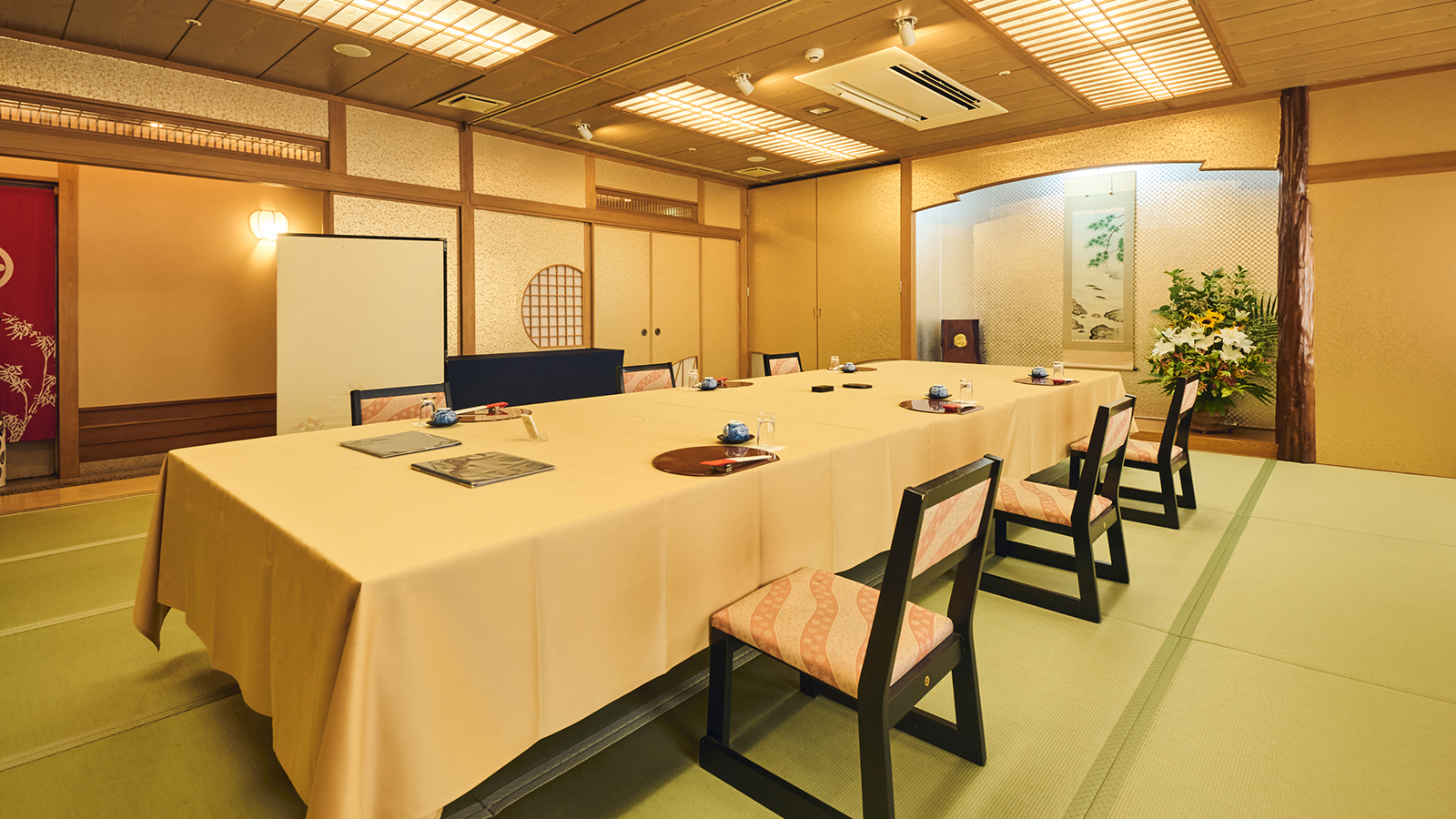 館内料亭「竹千代」