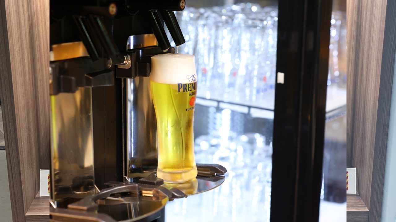 【CAFE＆LOUNGE OASIS】ビールサーバー
