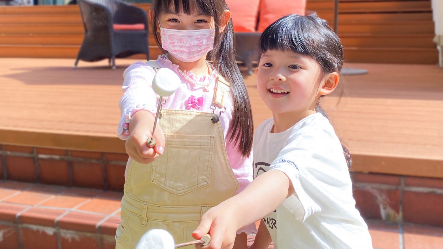 焚火で焼きマシュマロ