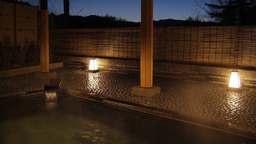 ■大浴場　露天風呂（芹ヶ沢温泉：長野県茅野市より）