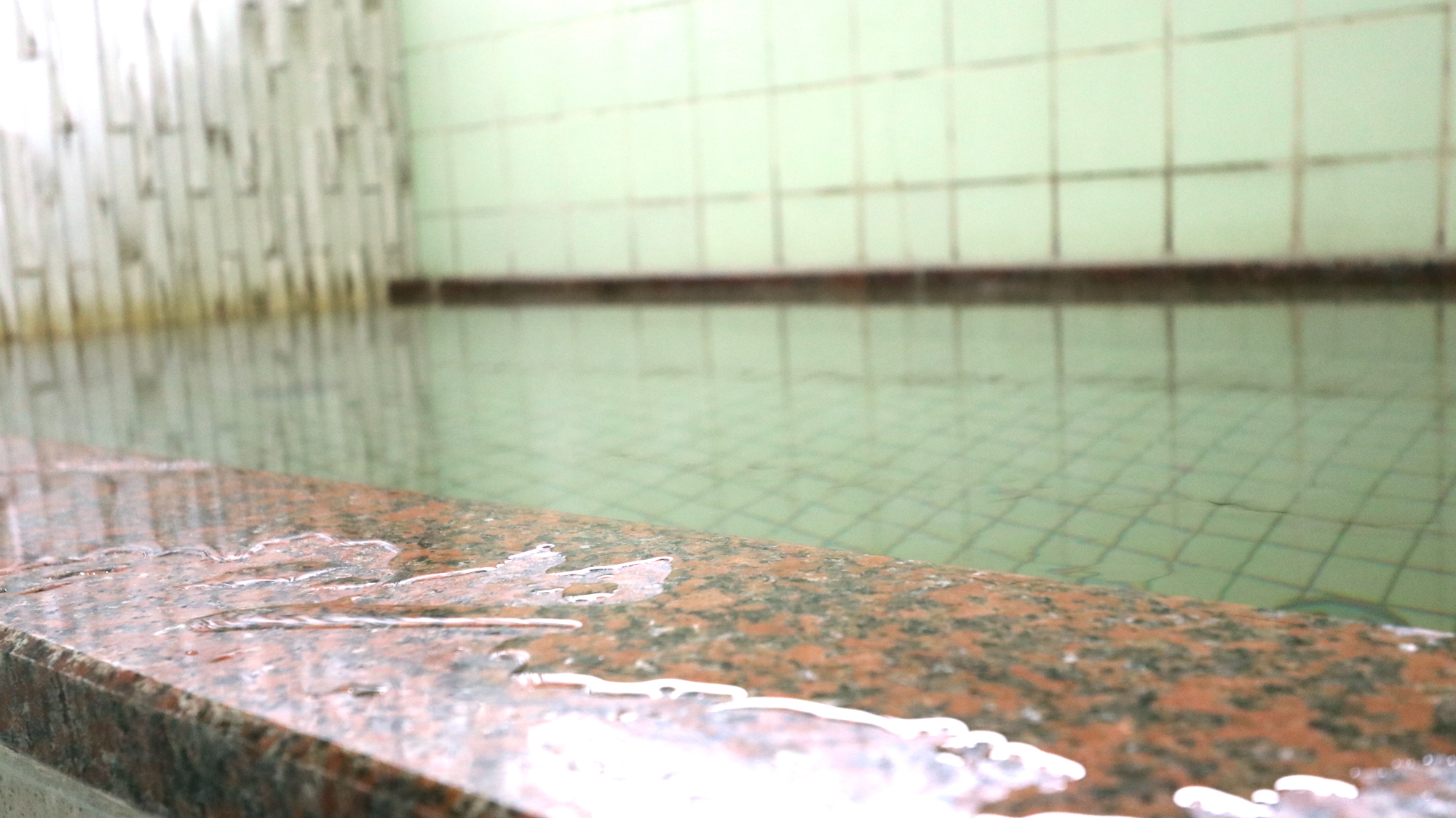 自慢の内湯温泉で心ゆくまで癒してください