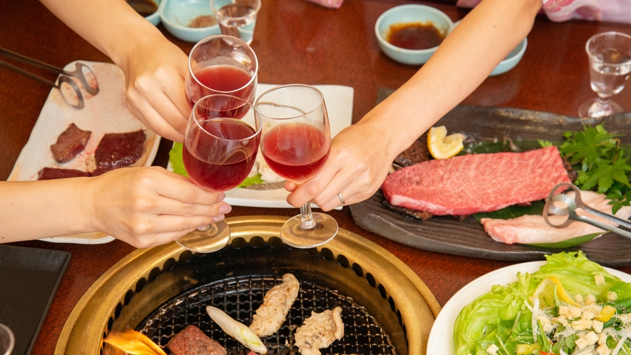 *【焼肉盛り合わせ】女子会利用も可♪気の合う仲間と乾杯！