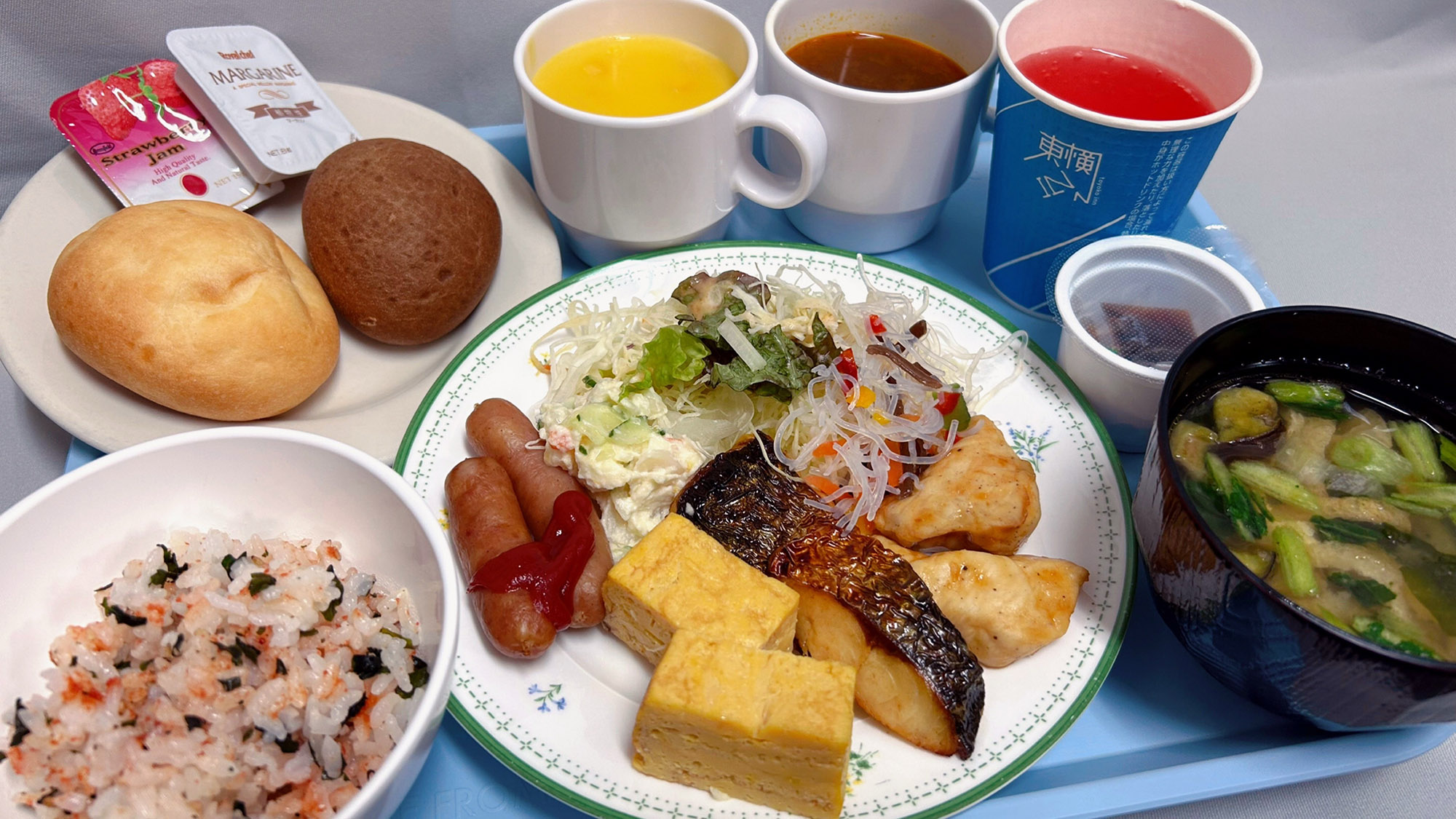 朝食