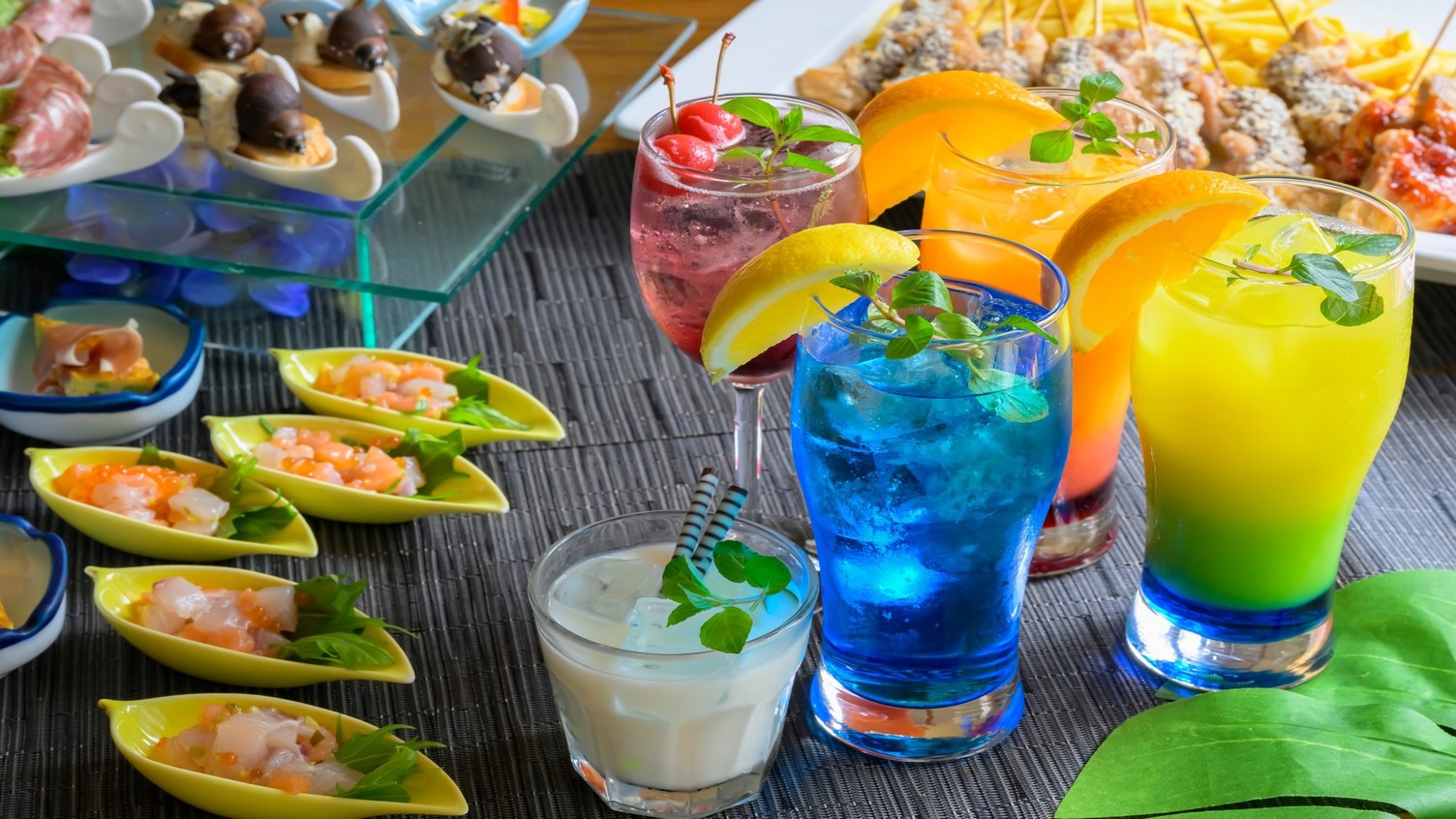 【直前割！お値打ちプラン】飲み放題付き季節のこだわりバイキング♪今だけの特別価格で！＜室数限定＞