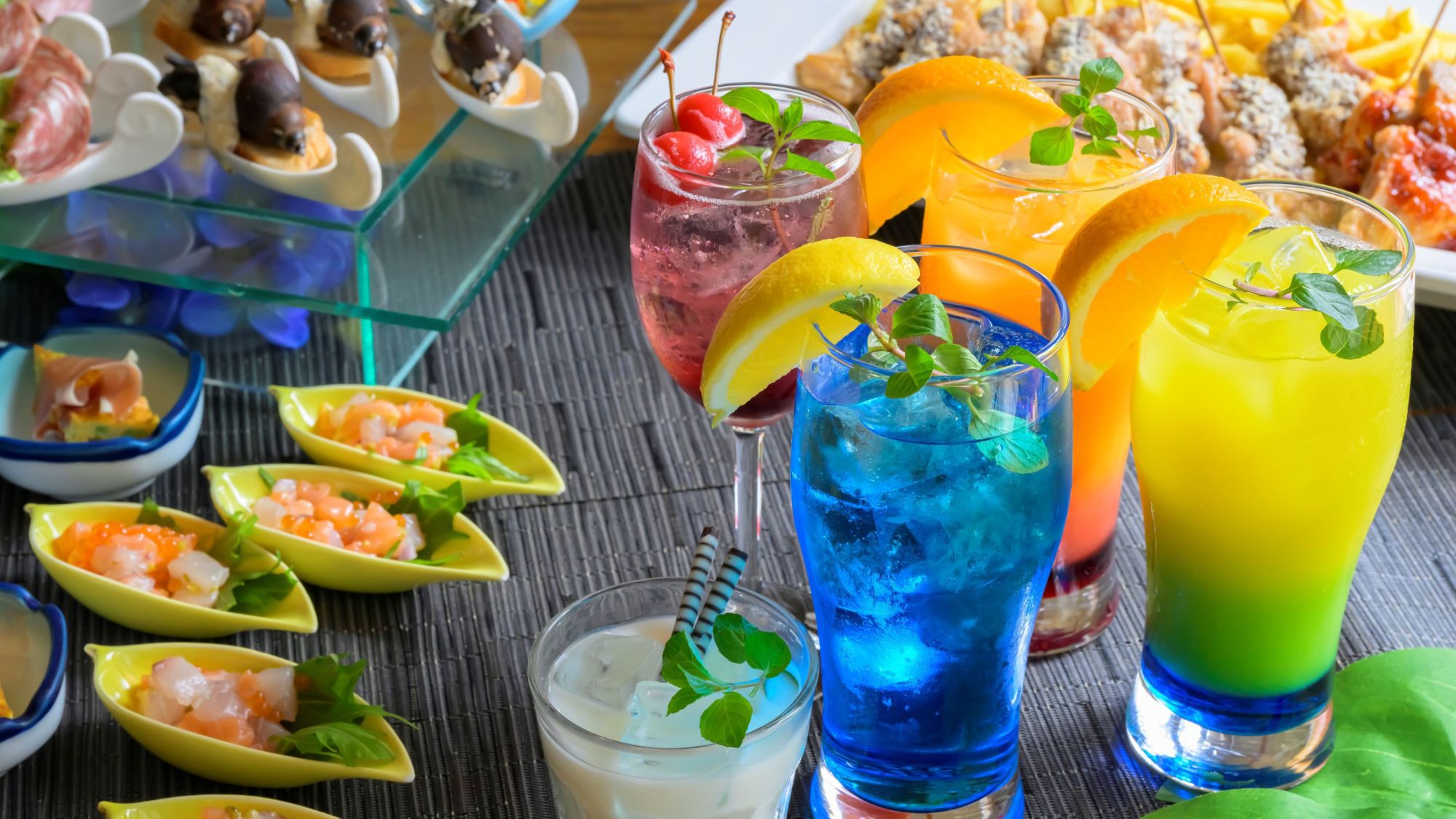 【季節のこだわりバイキング〇スタンダードプラン】夕食アルコール飲み放題〇ライブキッチンも人気！
