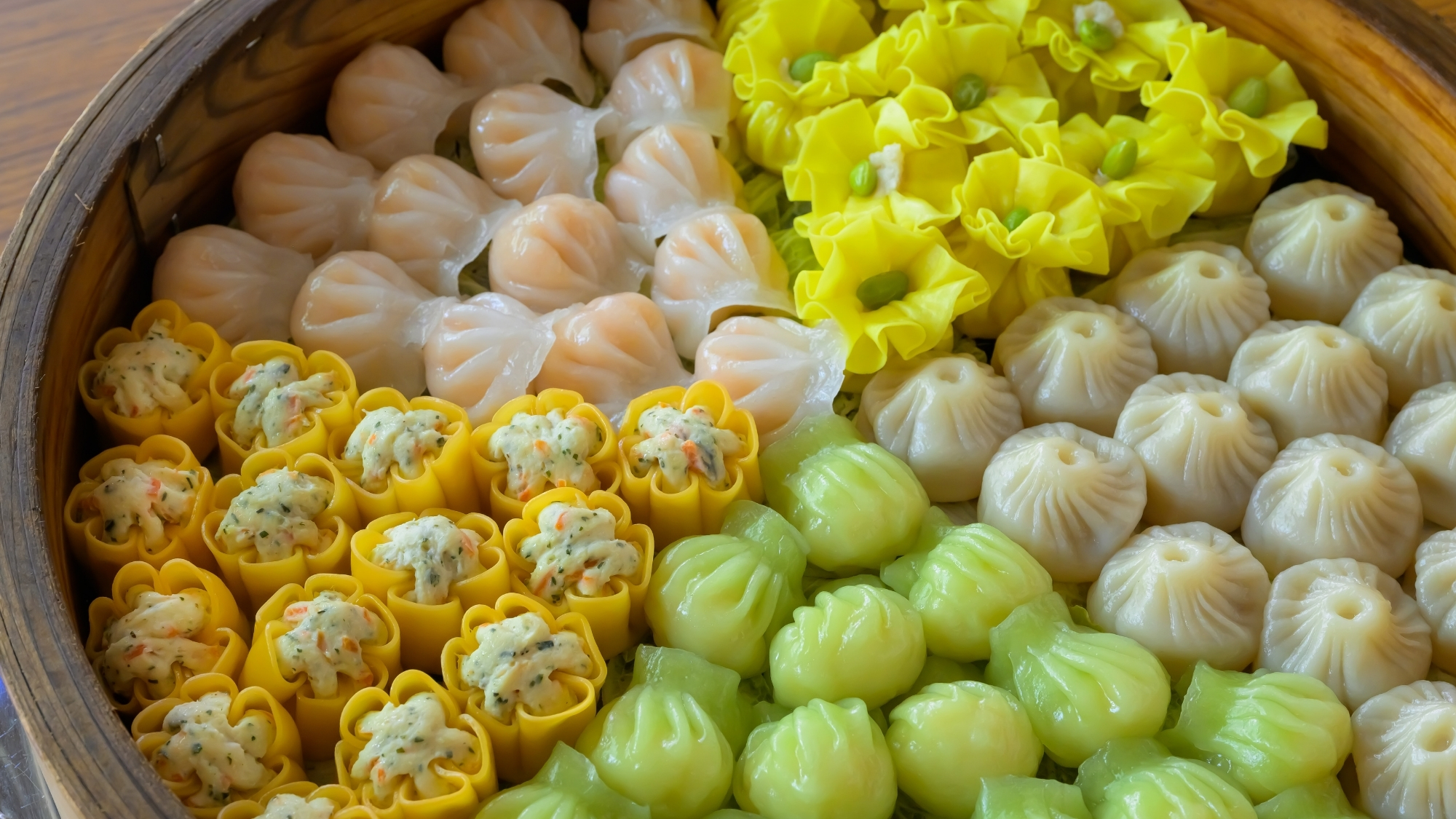 月岡ホテルの「あったかバイキング」に、冬ならではのおもてなしを添えて。冬のごちそう中華をご用意。