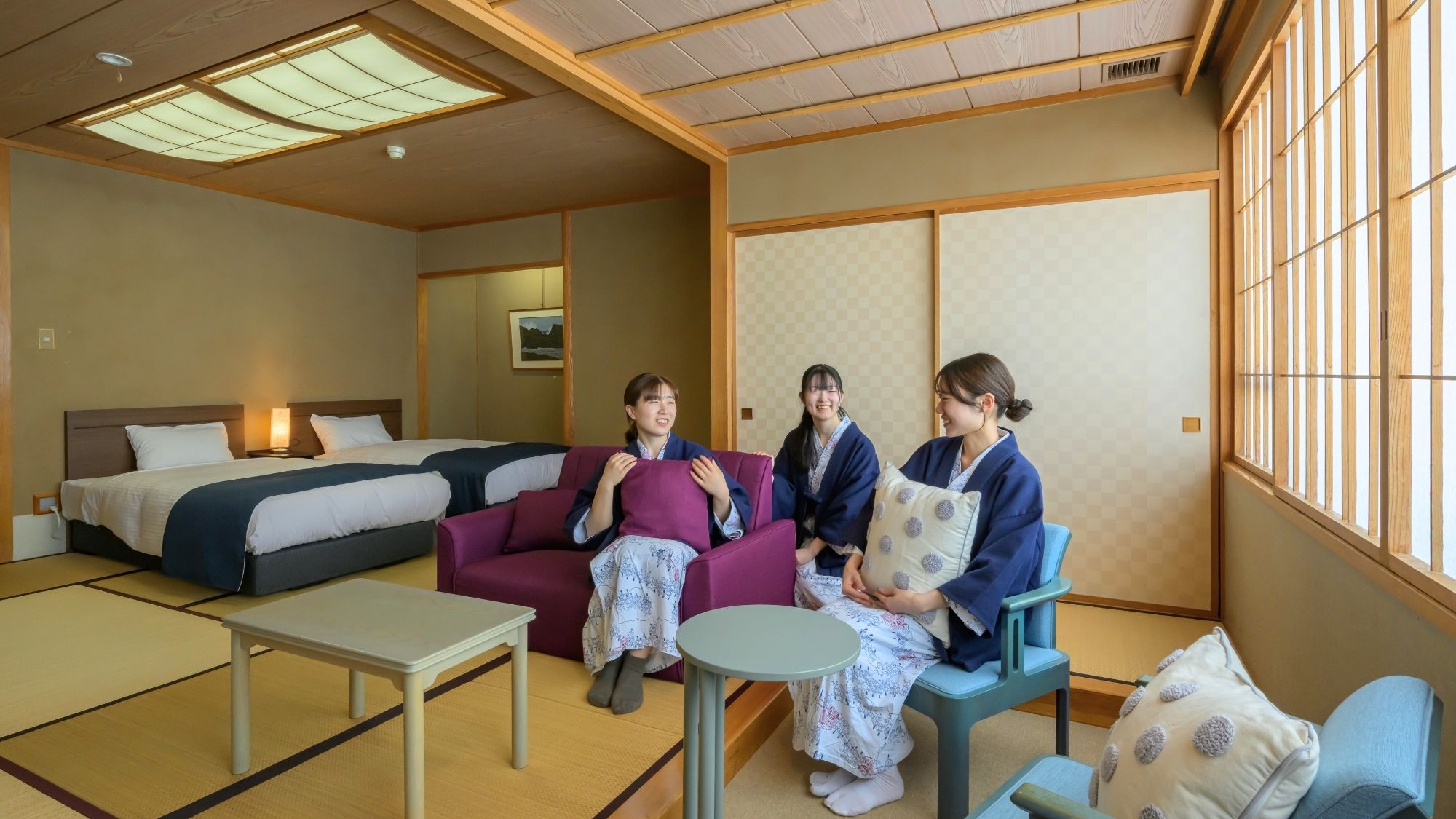 【北の丸◆蔵王側〇和室ベッド客室】2025年、ベッドや一部の設備をリニューアルいたしました。