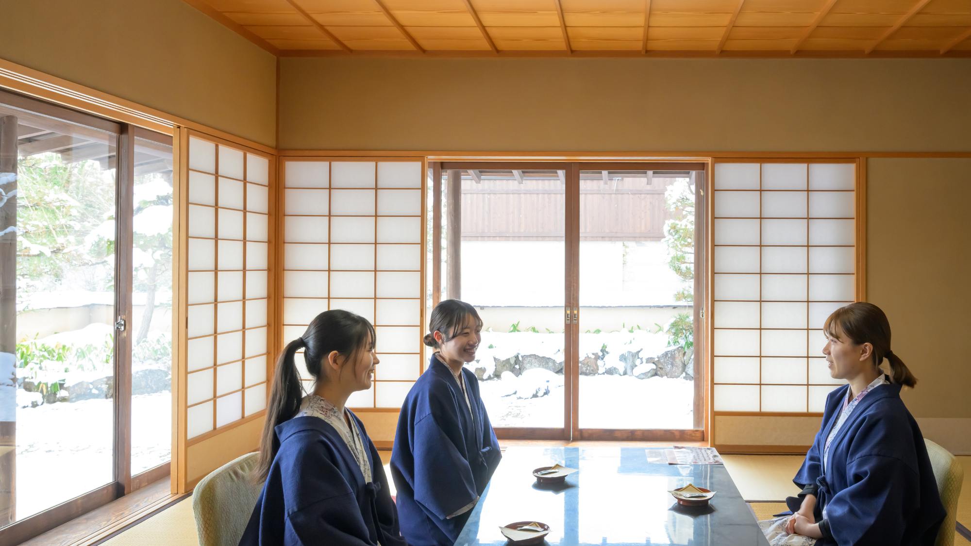 【仙渓園「萩」温泉桧風呂付】広々としたお部屋でゆったりとお過ごしください。