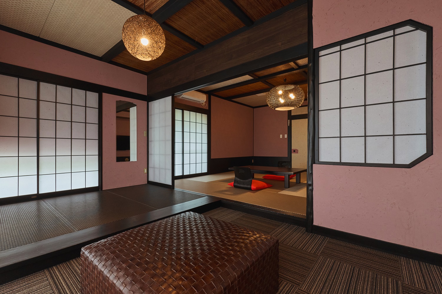 【西の丸】本間+寝屋（畳和ベッド）※階段利用