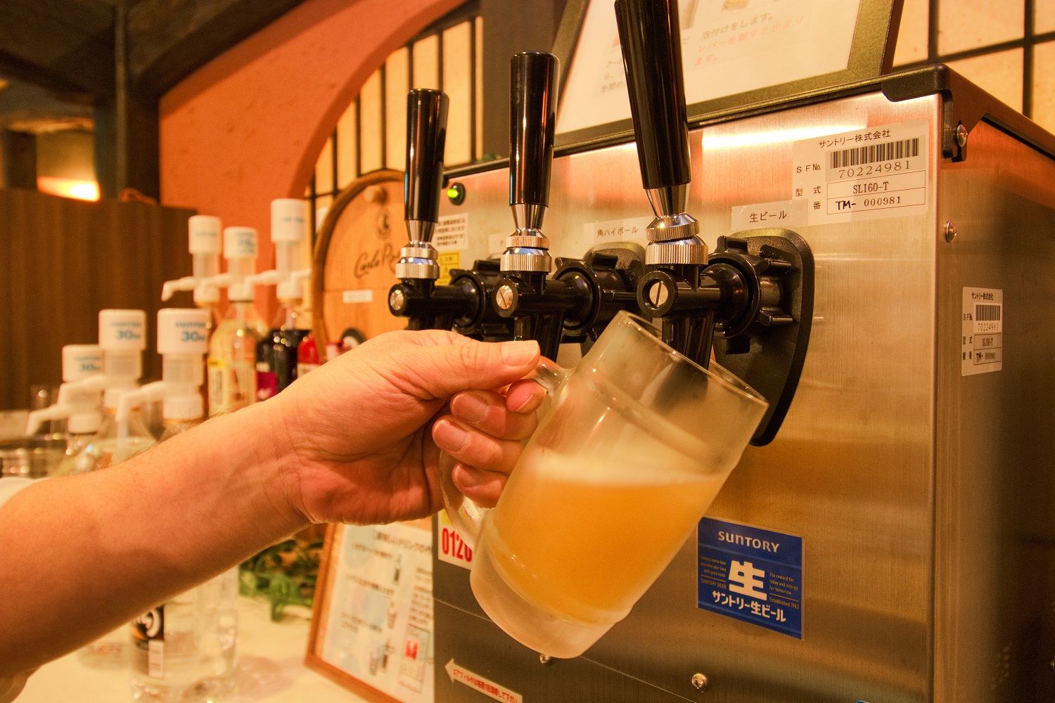 夕食時ドリンク飲み放題