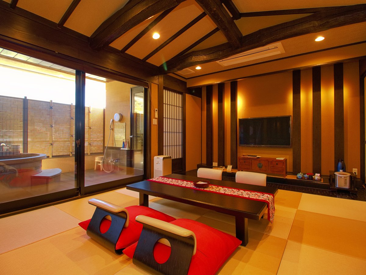 源泉100％掛流し◆露天付特別室 慧-けい