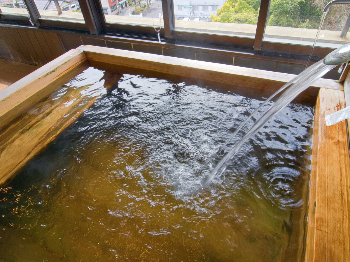 源泉100％掛流し◆露天付特別室 -夕陽-