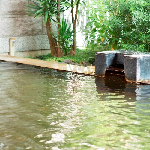 ＜朝食付＞お部屋でも温泉湯！「美人の湯」と美味しい朝食を堪能★隣接スパ「あがんなっせ」利用券付！