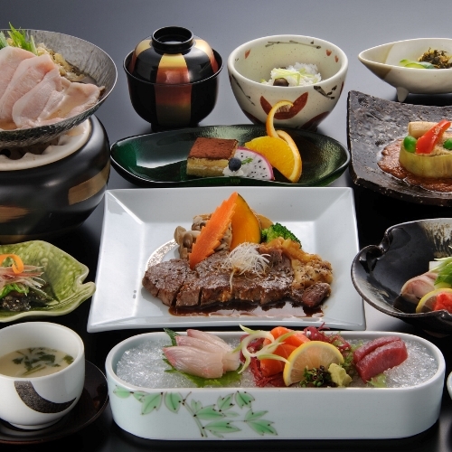 【学生限定・2食付】＜卒業旅行プラン＞学生証提示でチェックアウト11時／夕食はお肉メインのミニ会席！