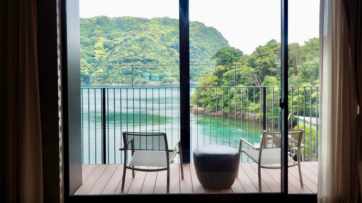 【凪の抄】お部屋から眺める穏やかな紺碧の海