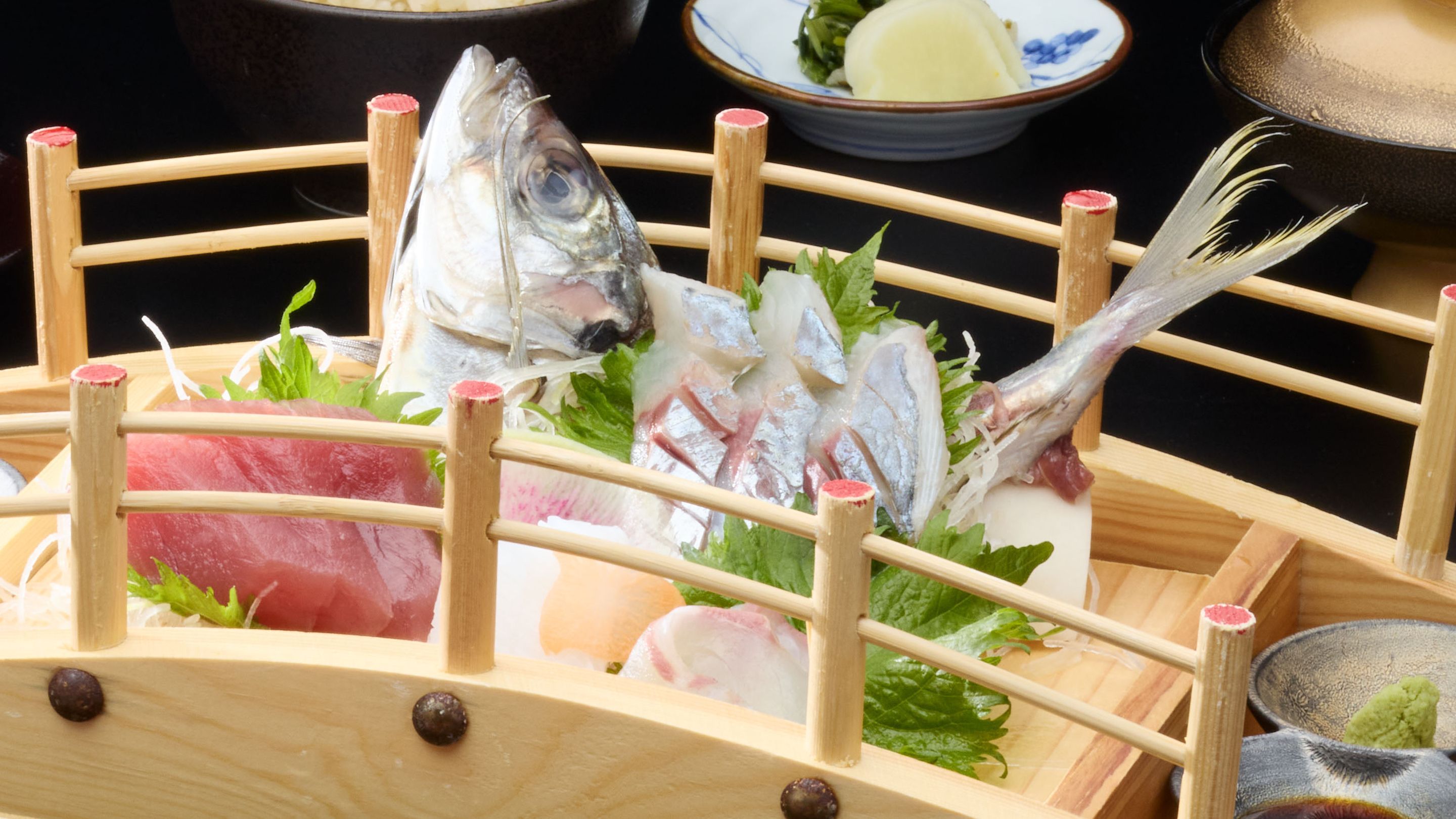 【ご夕食】熊野絢爛割烹-白龍-／造里＜熊野灘の造里盛合わせ（伊佐木・紀州生鮪・障泥烏賊・鰤平）＞