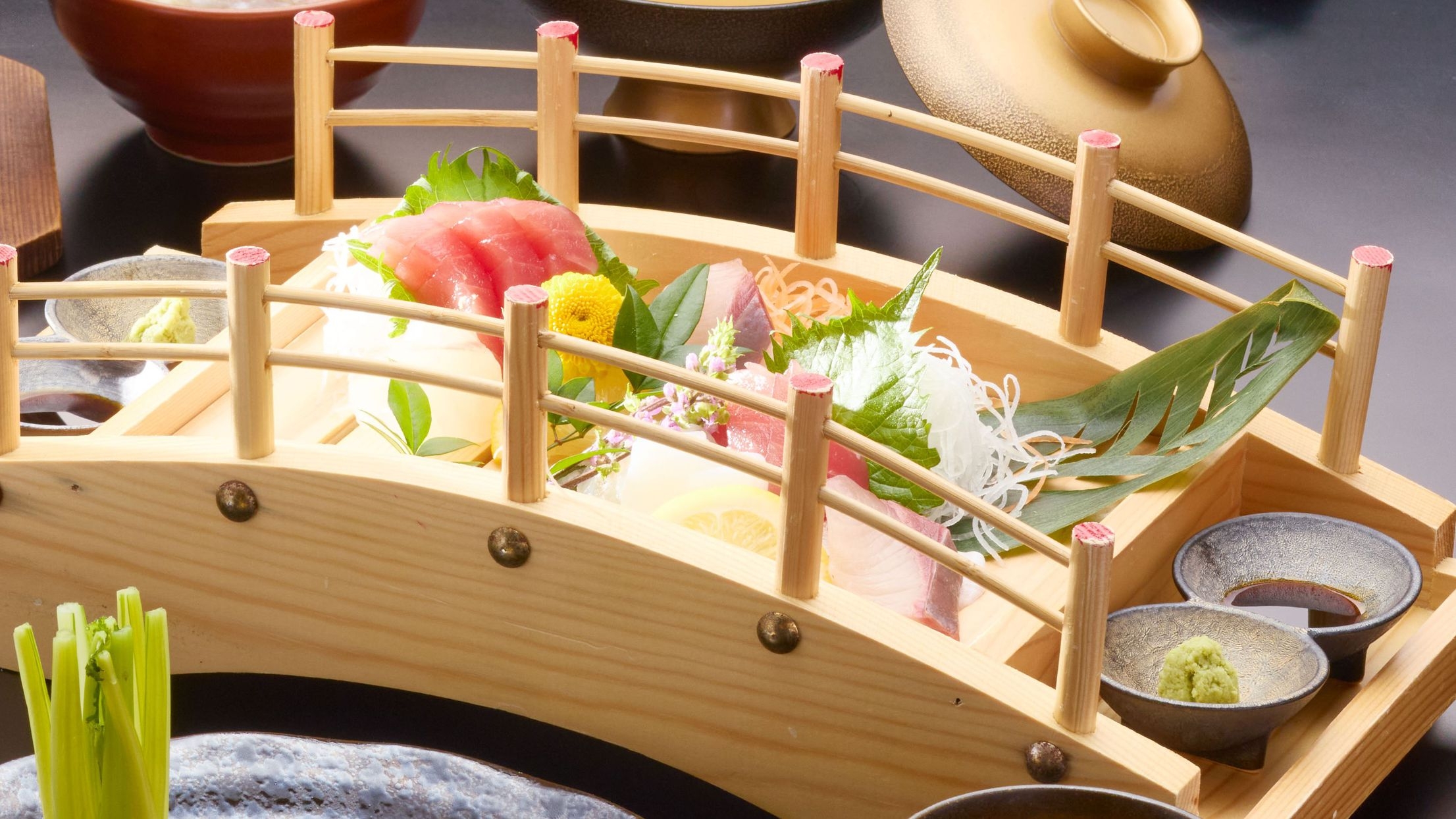 一泊二食　〜聖地熊野の麓で過ごす、ゆらら至高の隠れ家リゾート〜