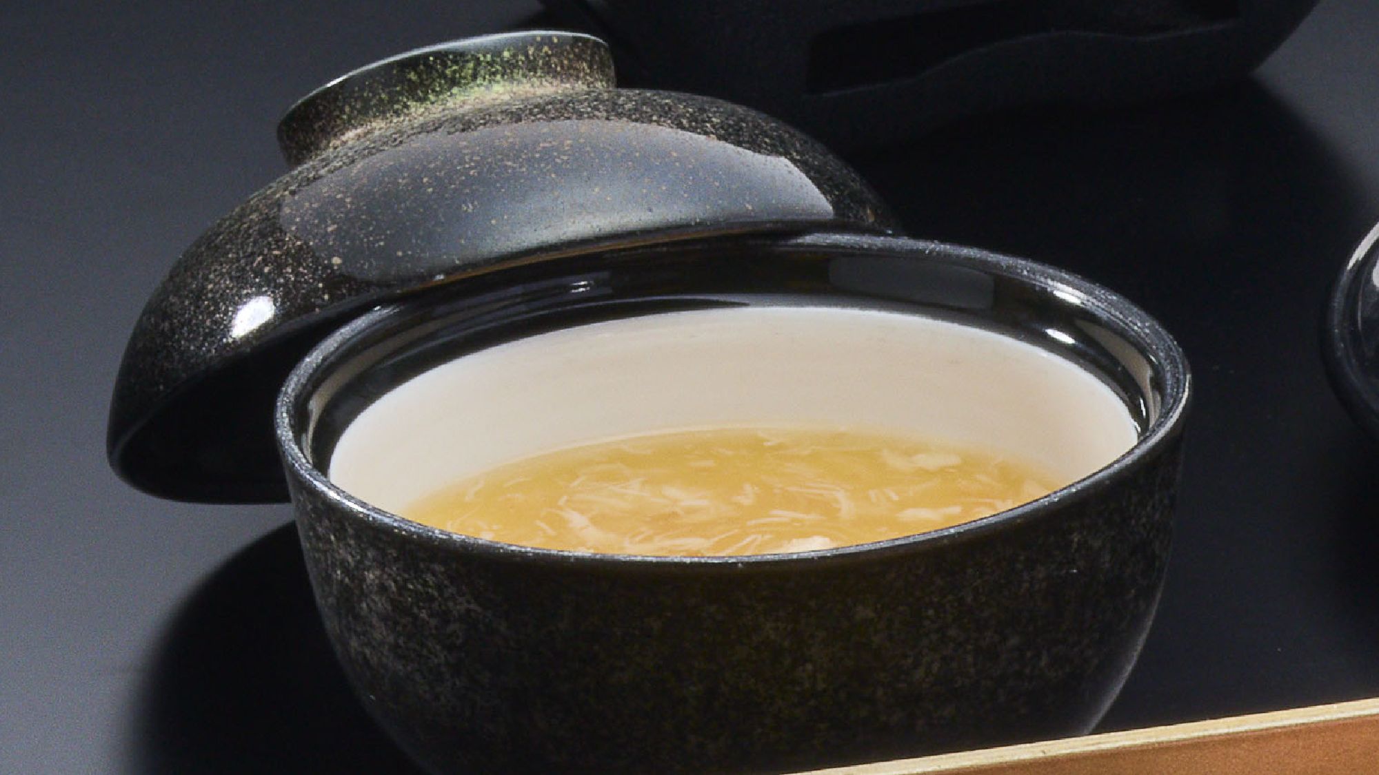 【ご夕食】熊野絢爛割烹-白龍-／合肴＜熊野灘の旭蟹の餡かけと本宮大社奉納卵の茶碗蒸し＞