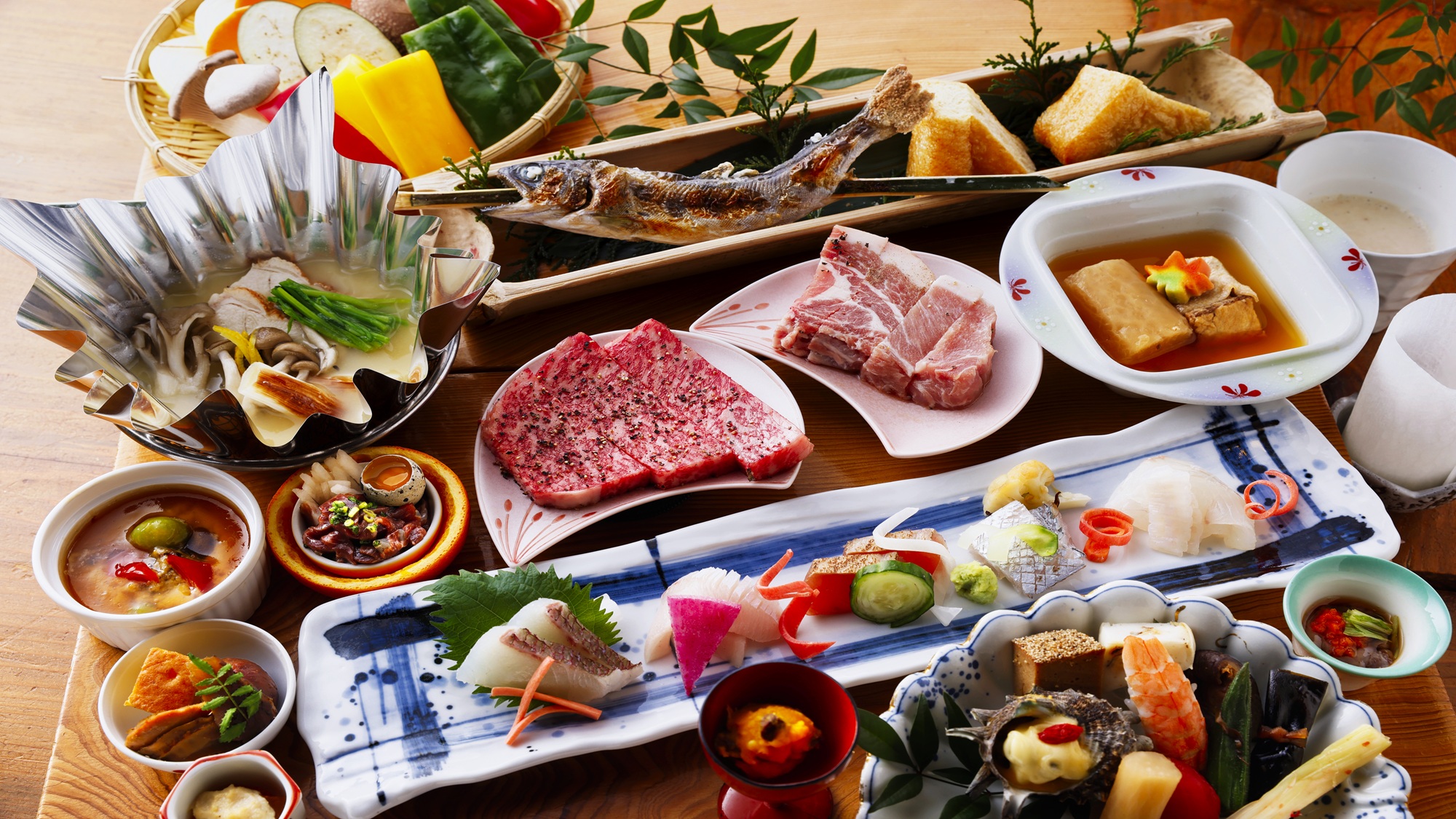 離れ客室　会席と溶岩焼きを合わせた囲炉裏料理