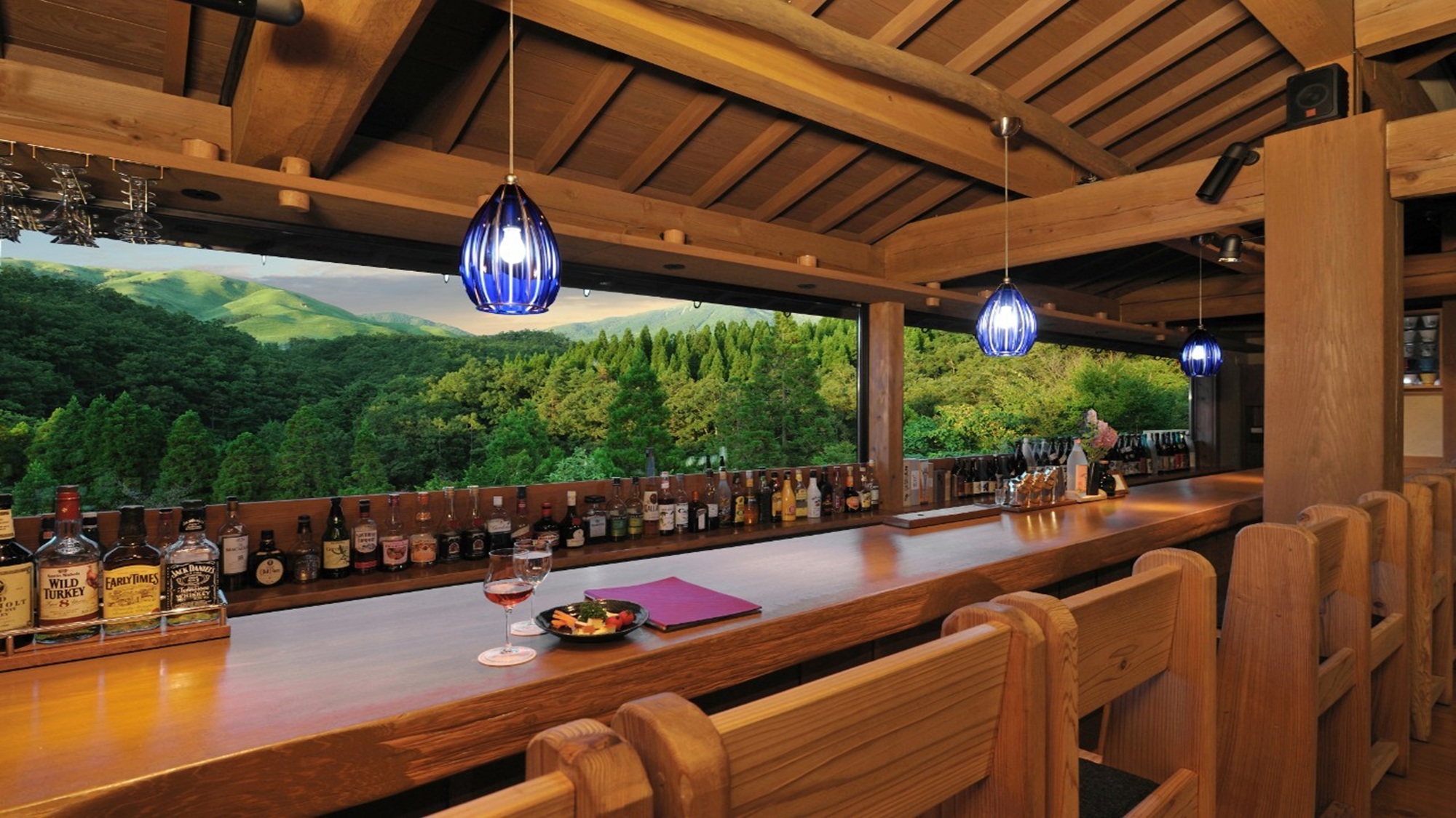 お昼のラウンジ