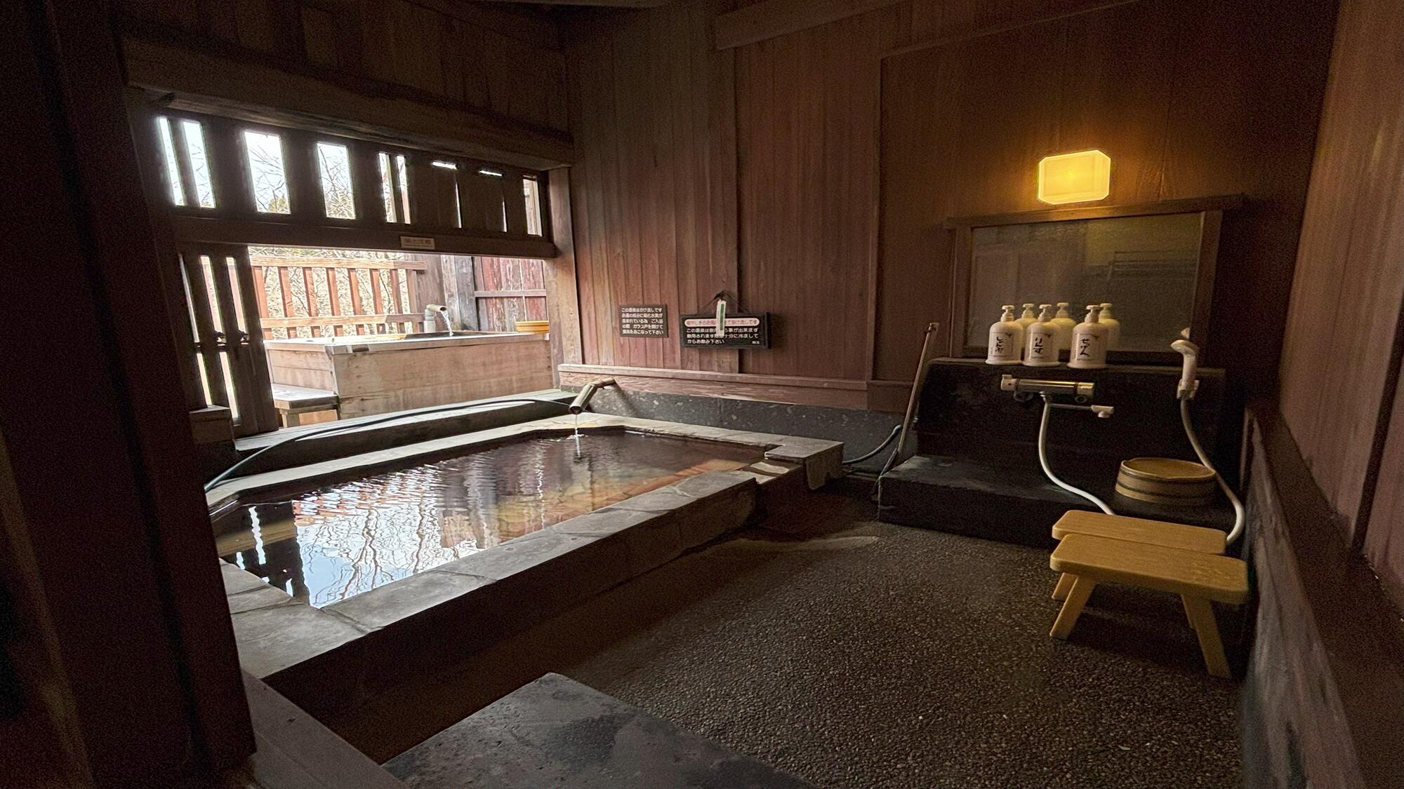 離れ客室【八重桜】和室+ベッドルーム　内湯＋露天風呂付