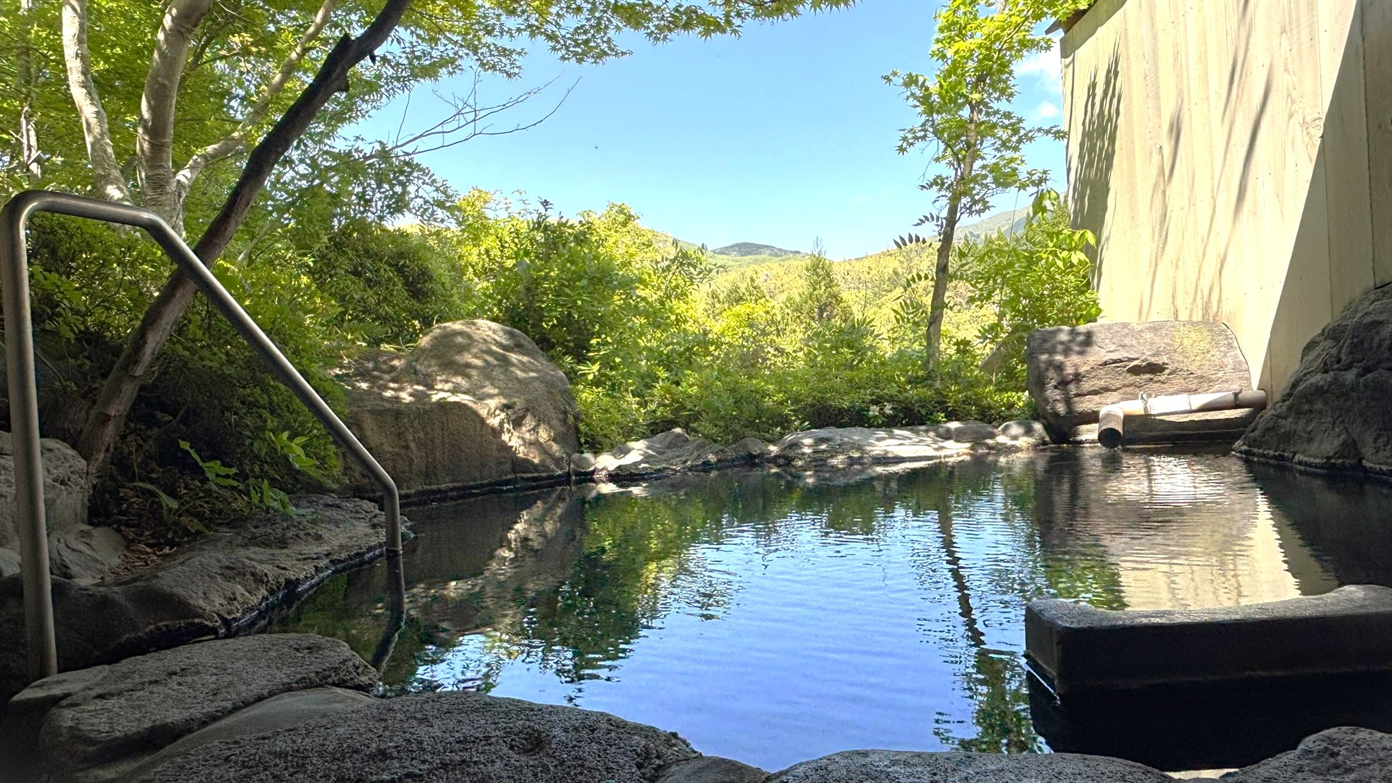 宿泊者専用　高台にある家族風呂【渓流の湯】