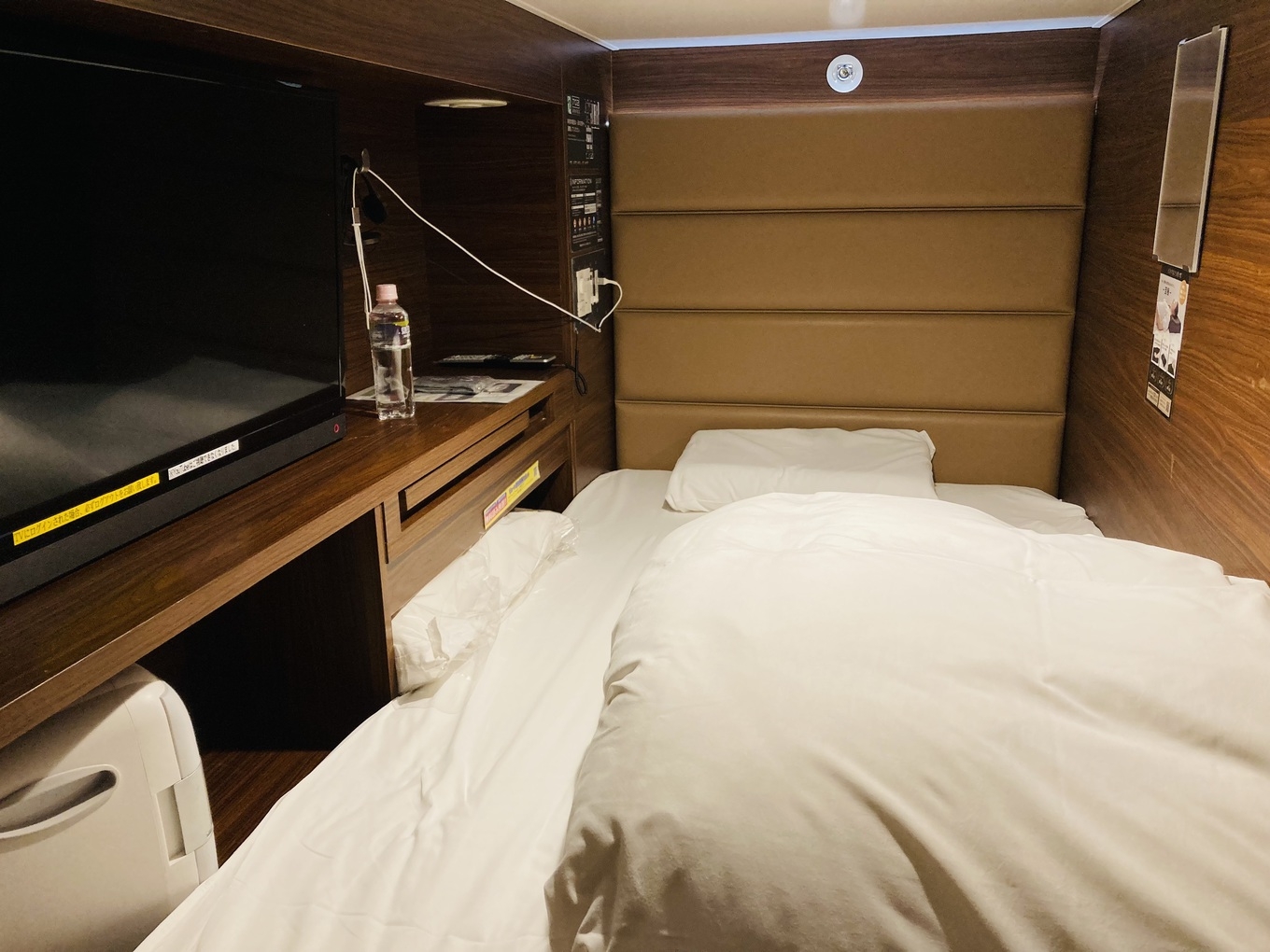【B40分+F20分のリラクゼーション付】デラックスカプセルプラン（男性専用・翌12時迄無料滞在可）