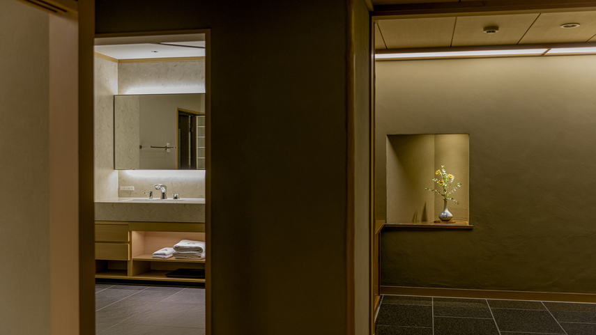 特別室803 脱衣洗面所2000x1125