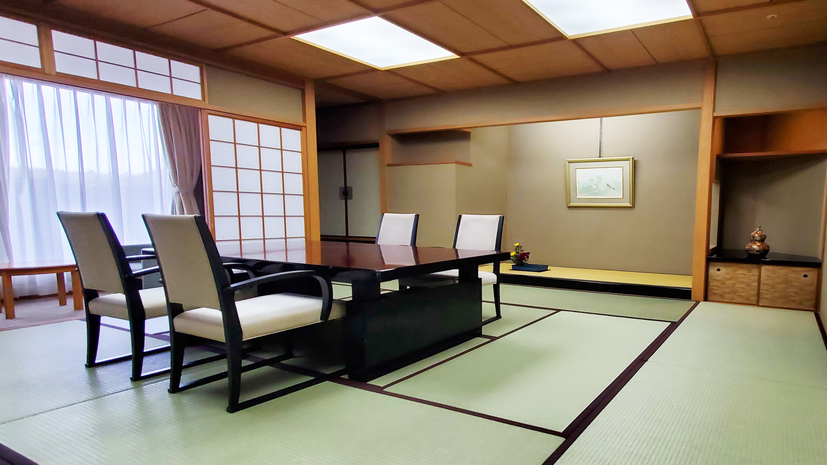 西館606本間2000x1125