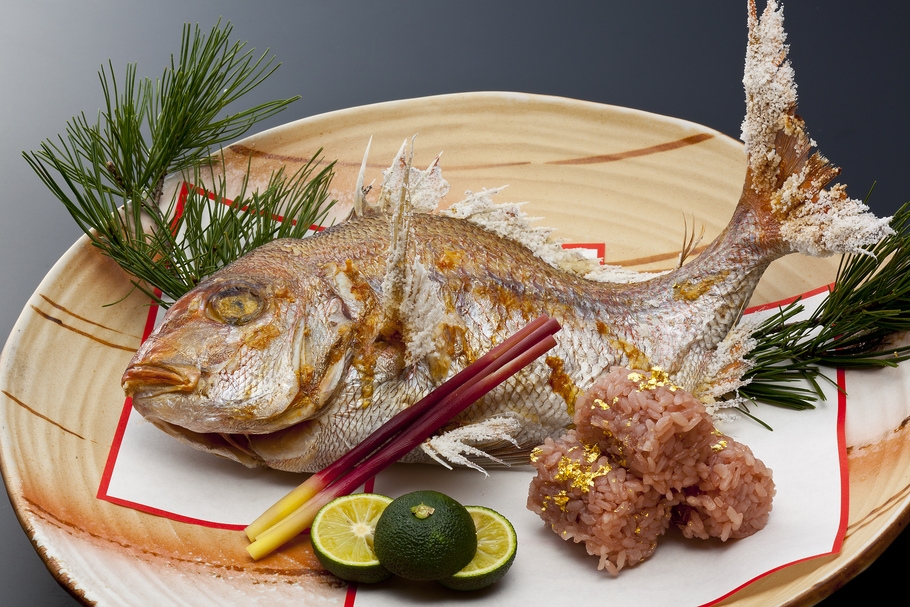 【お祝プラン・お部屋食】〜特別な記念日にふさわしいお料理とおもてなしや特典をご用意しております〜