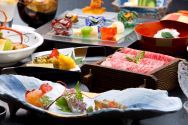 【ほたるの夕べ・お部屋食】幽玄の光が飛び交う庭園でほたる鑑賞〜6月3日(火)〜15日(日)の期間限定