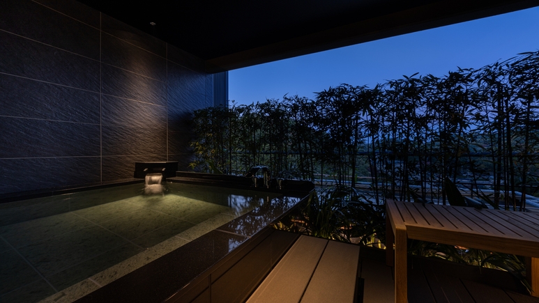 【新基準客室・お部屋食】2024年11月リニューアルオープン！銀泉露天貴賓室「貴舟」