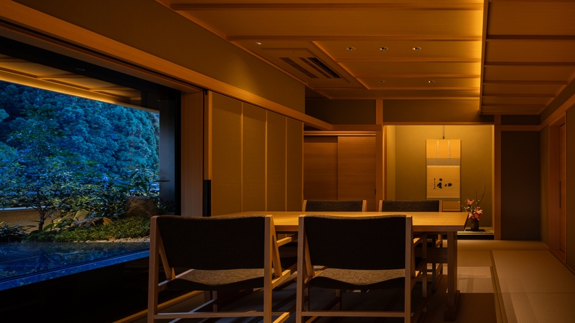 【新基準客室・お部屋食】2024年11月リニューアルオープン！銀泉露天貴賓室「貴舟」