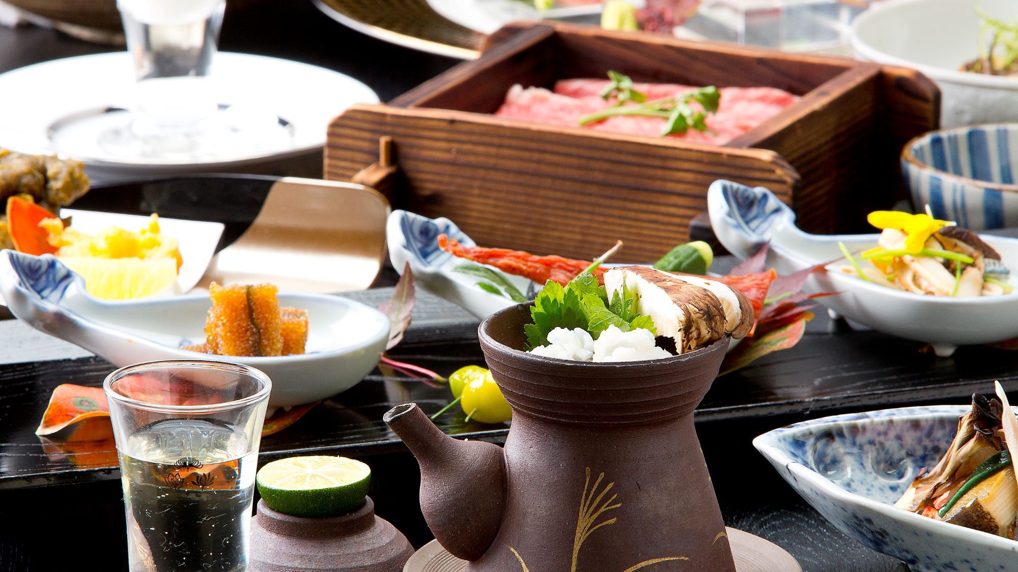 2025年8月8日リニューアルオープン！【お部屋食】西館・数寄屋造り客室〜お部屋は8タイプ17室〜