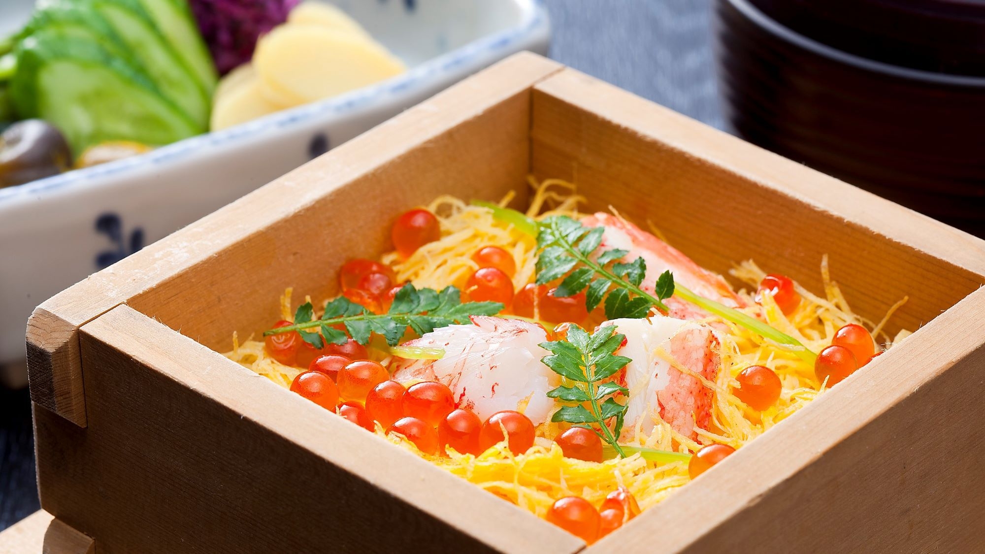 【お部屋食】「冬の極み懐石」〜冬の味覚の両雄・下関産天然河豚と浜坂産松葉蟹をさまざまな調理法で堪能〜