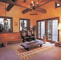 ベルニナラウンジ