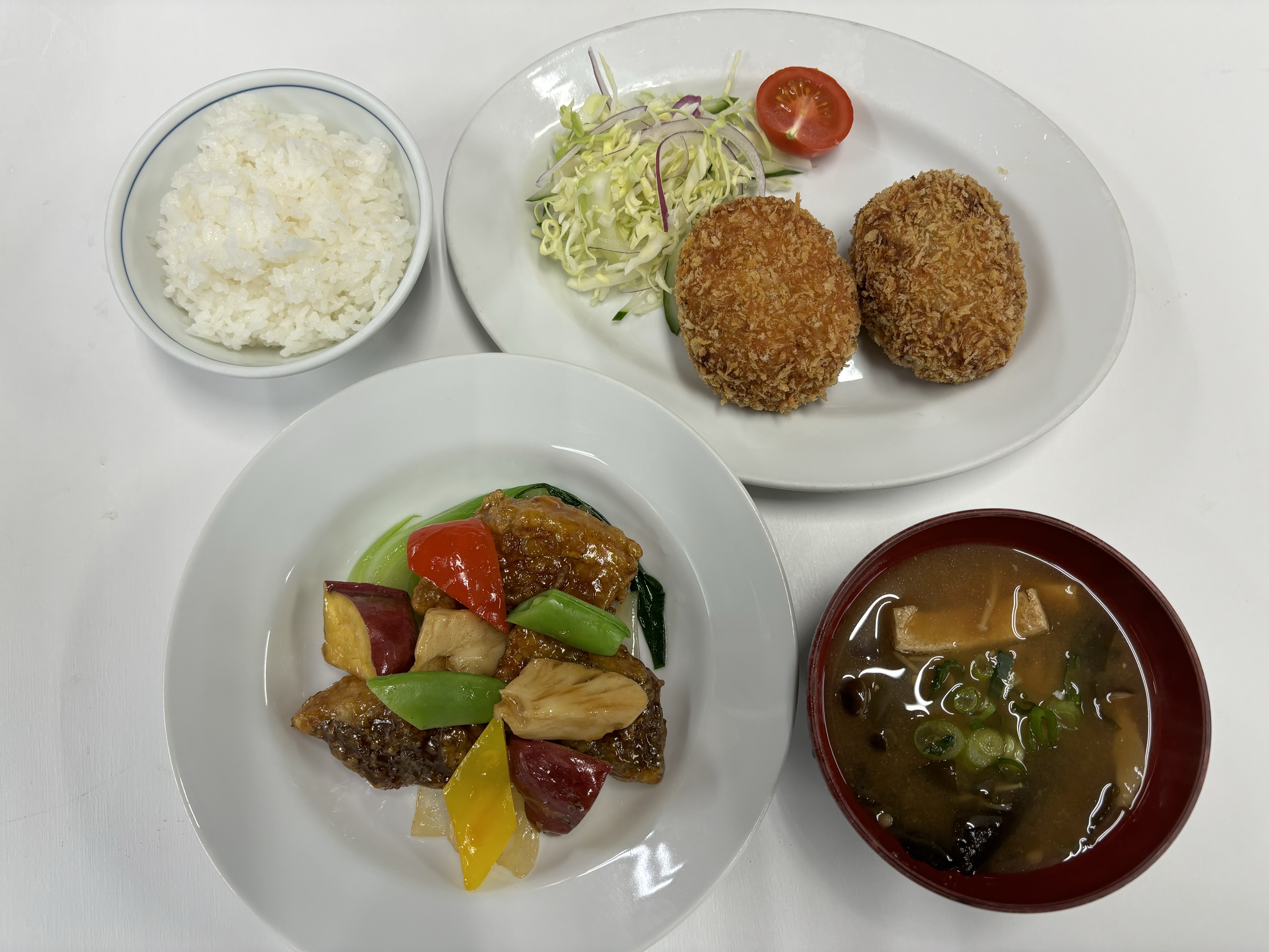 【夕食】職人が仕込むこだわりの夕食⑤