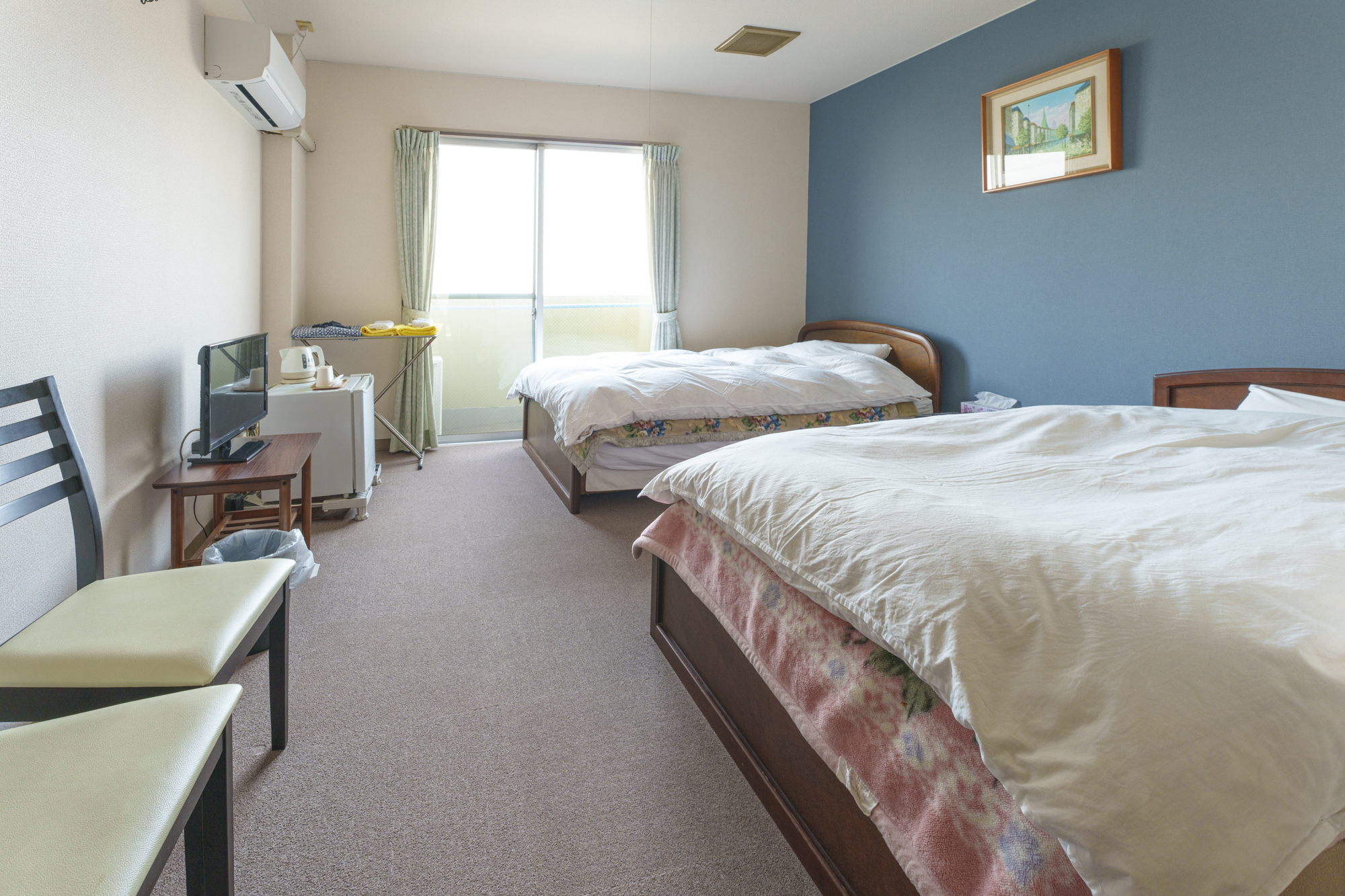 洋室ツイン バストイレ付