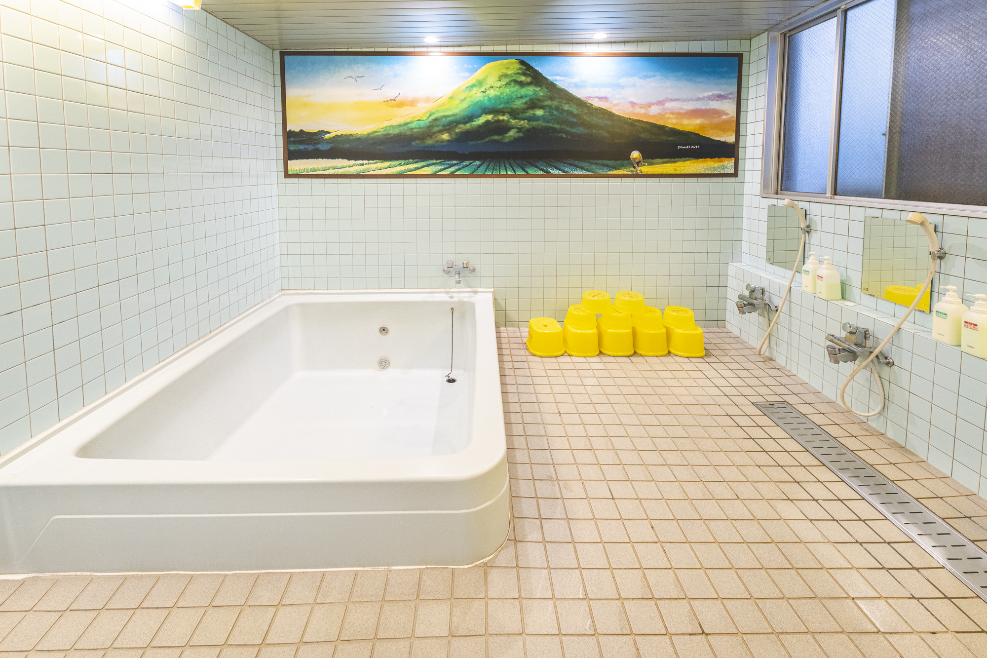 大浴場｜讃岐富士の壁画