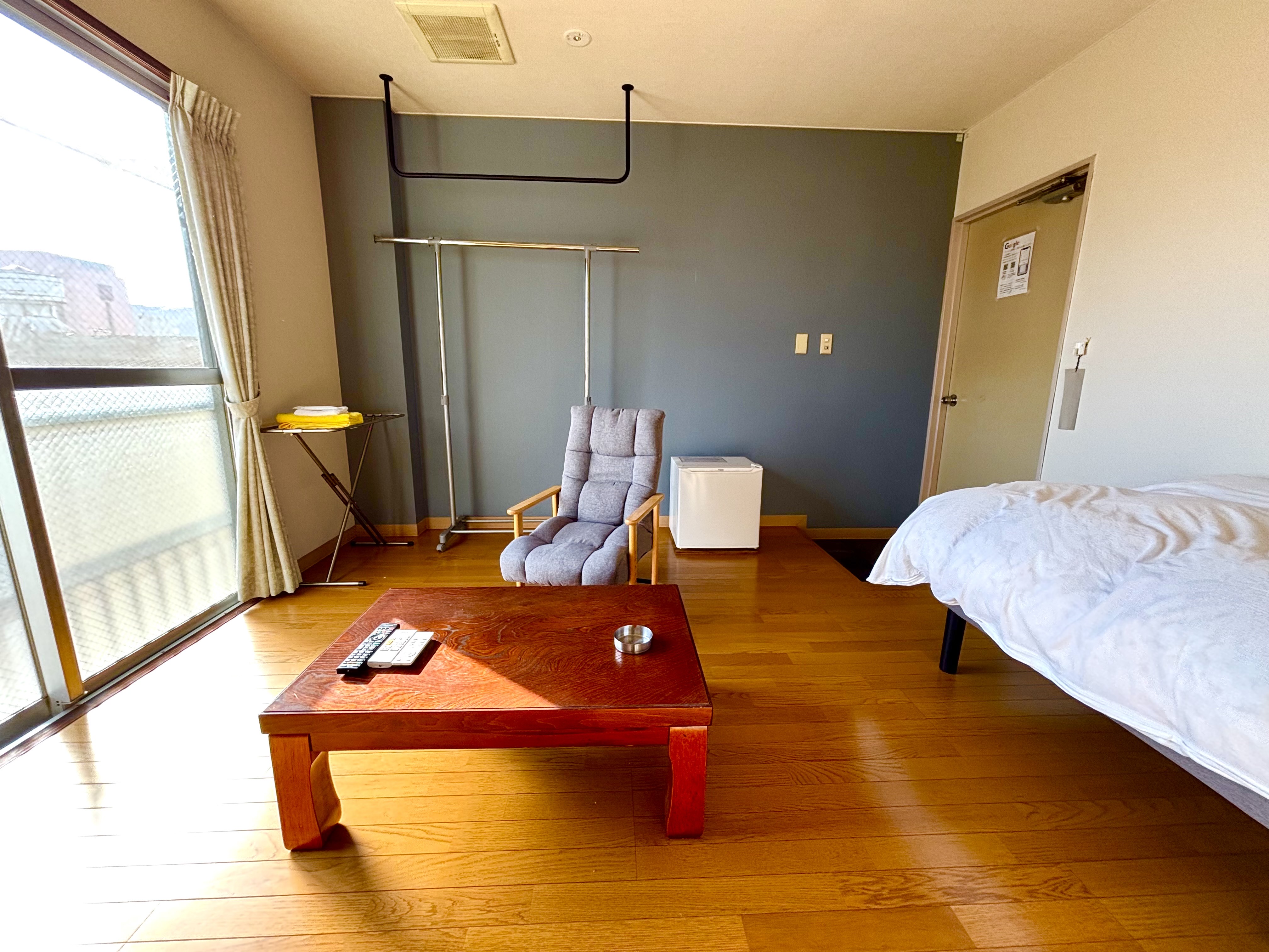 7.5畳 フローリング洋室