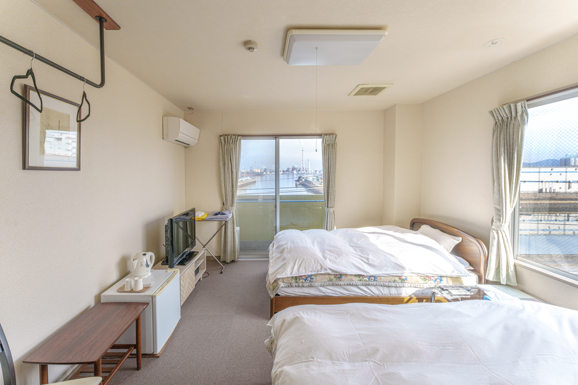 洋室ツイン バストイレ付