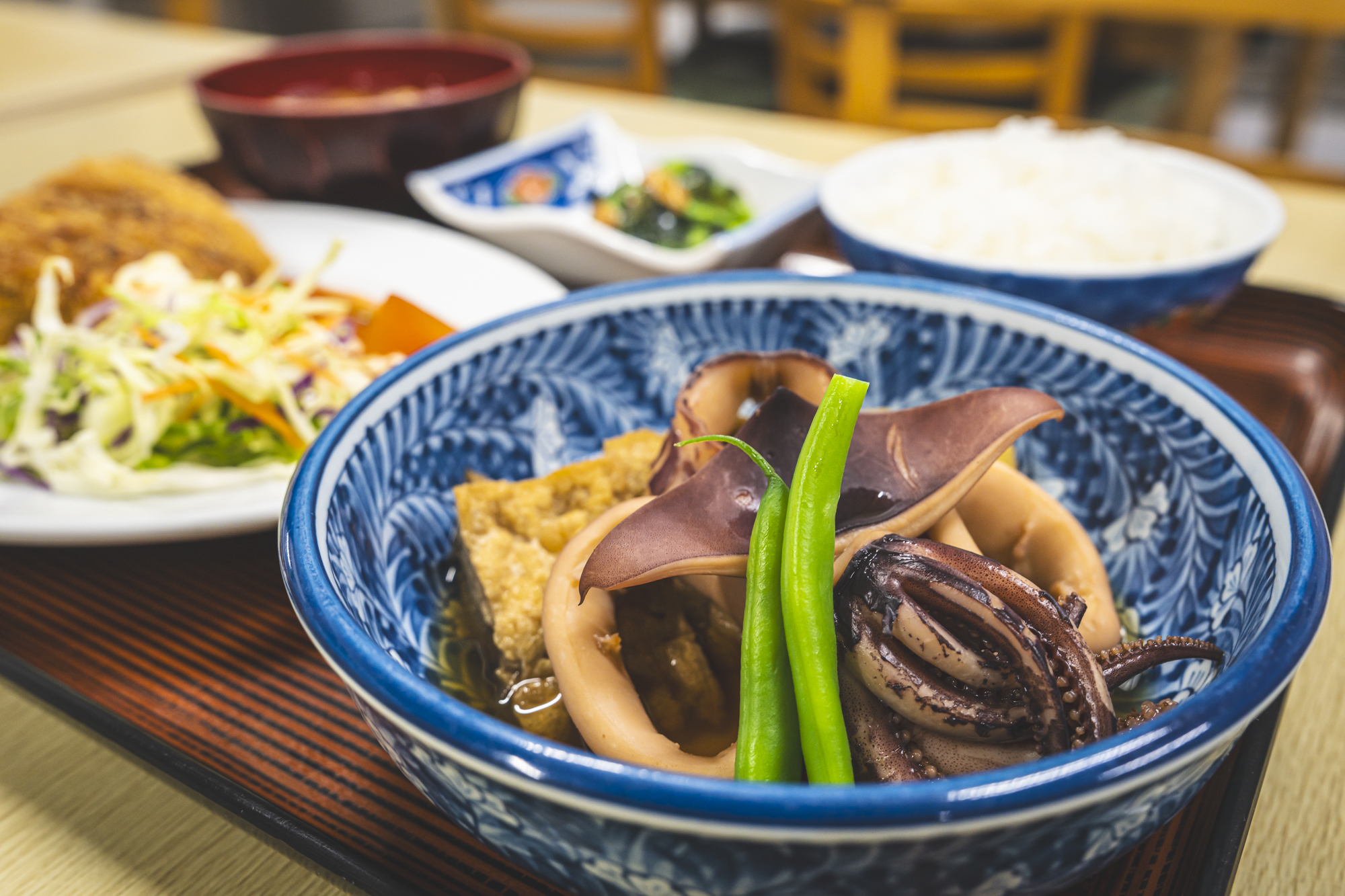 夕食メニューの一例