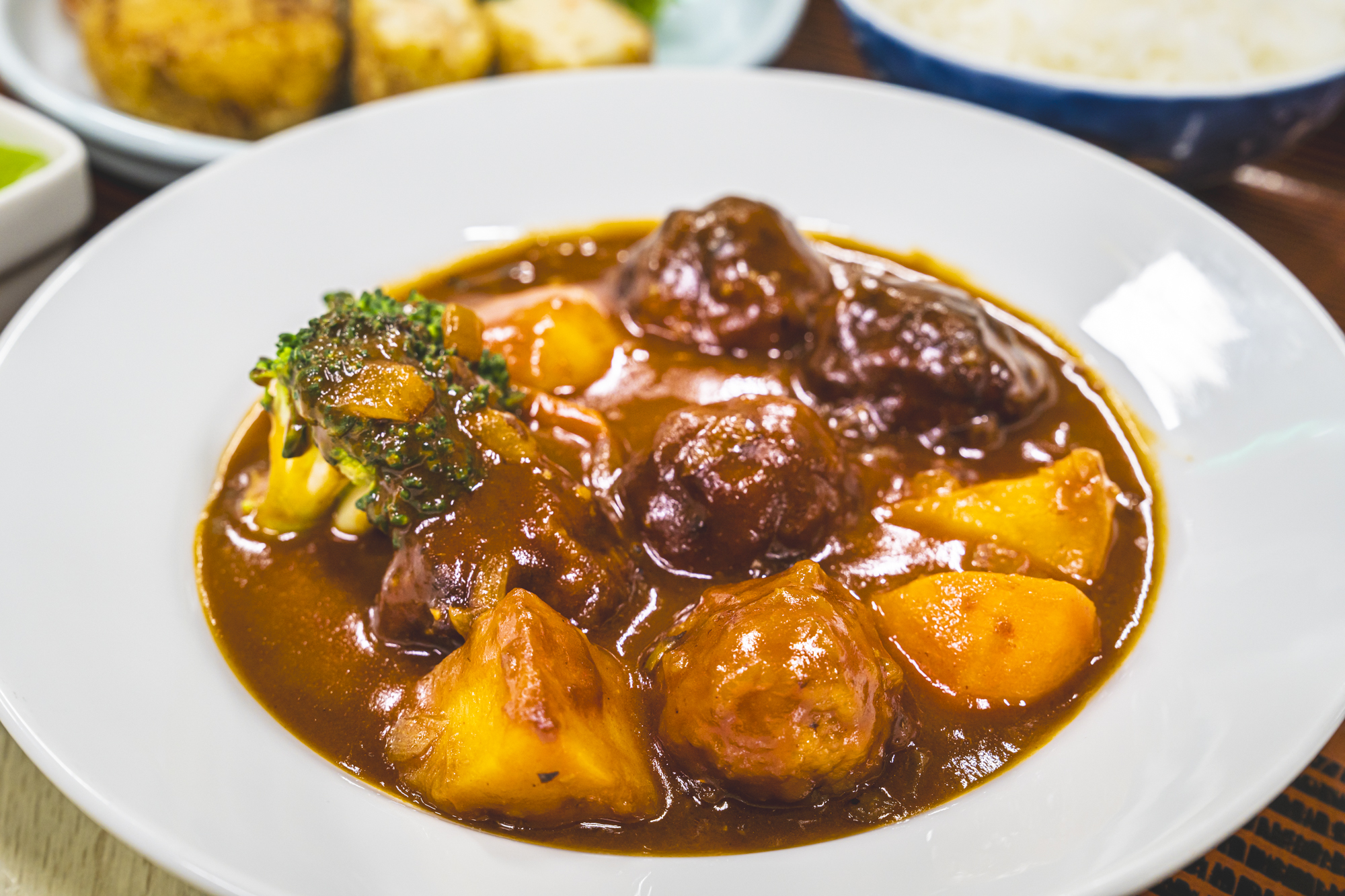 夕食メニューの一例