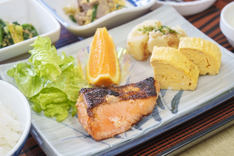【ポイント10倍】仕出し料理屋のボリューム満点朝食付きプラン