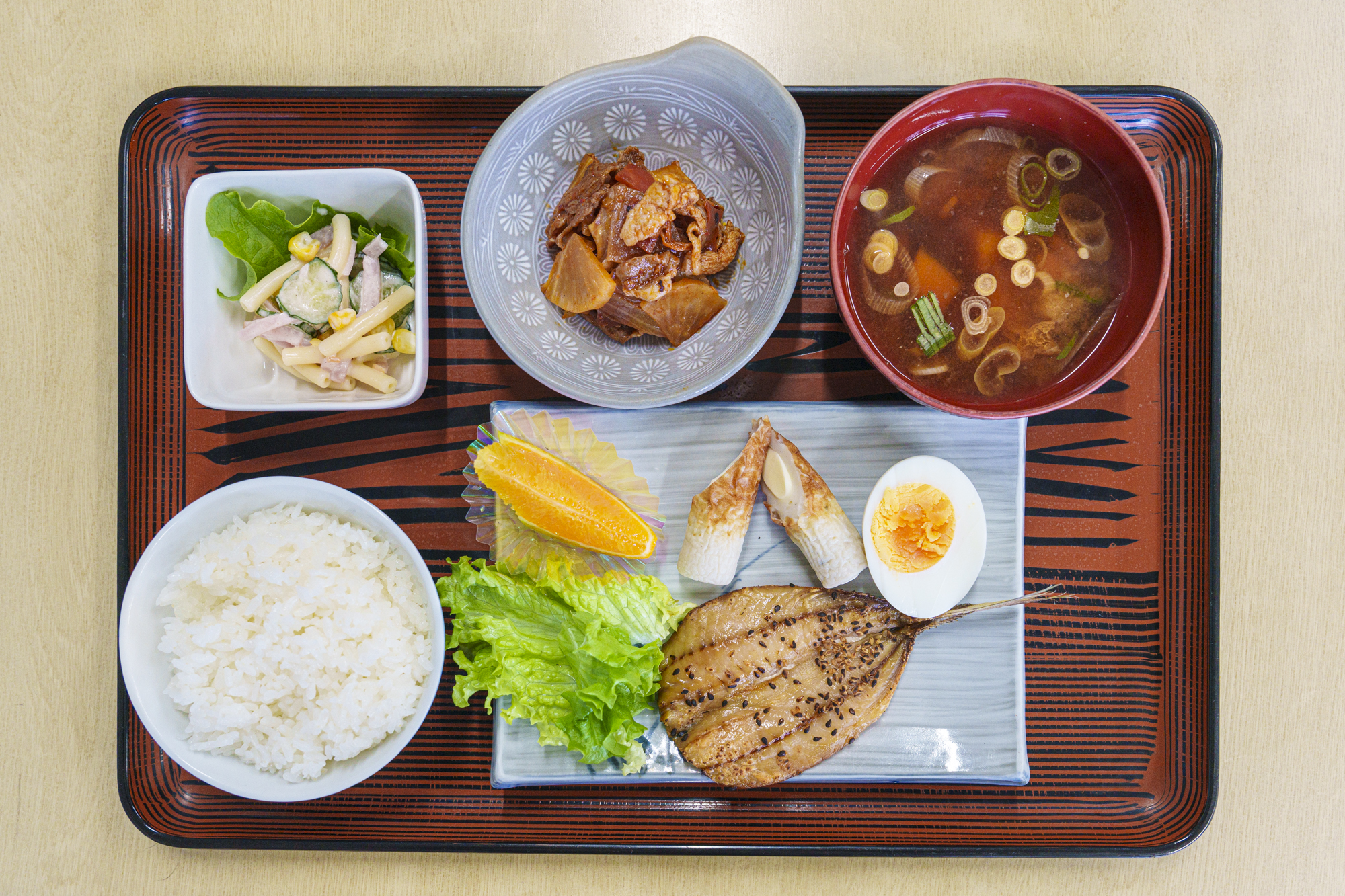 【朝食】料理店自慢の日替わり和定食
