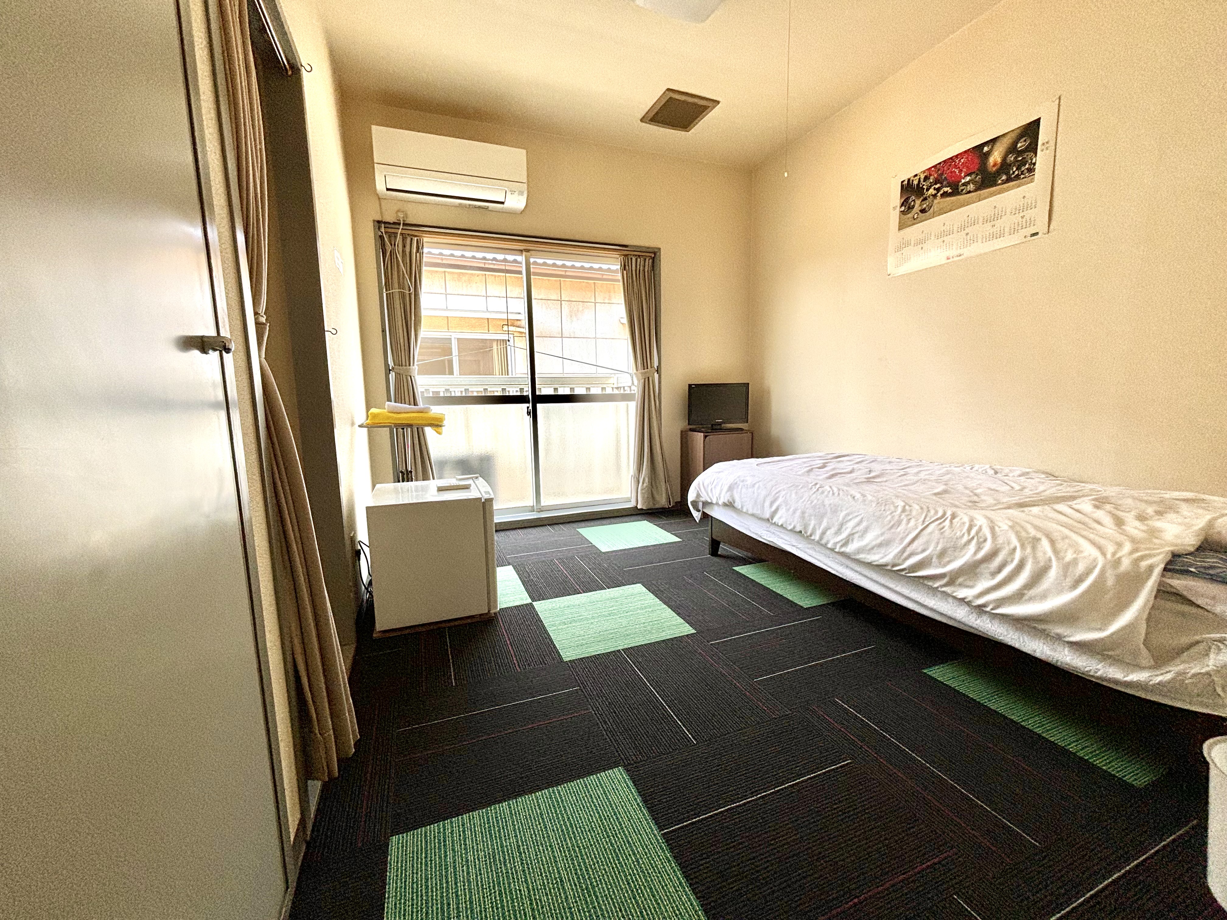 シングル洋室 バス・トイレ付