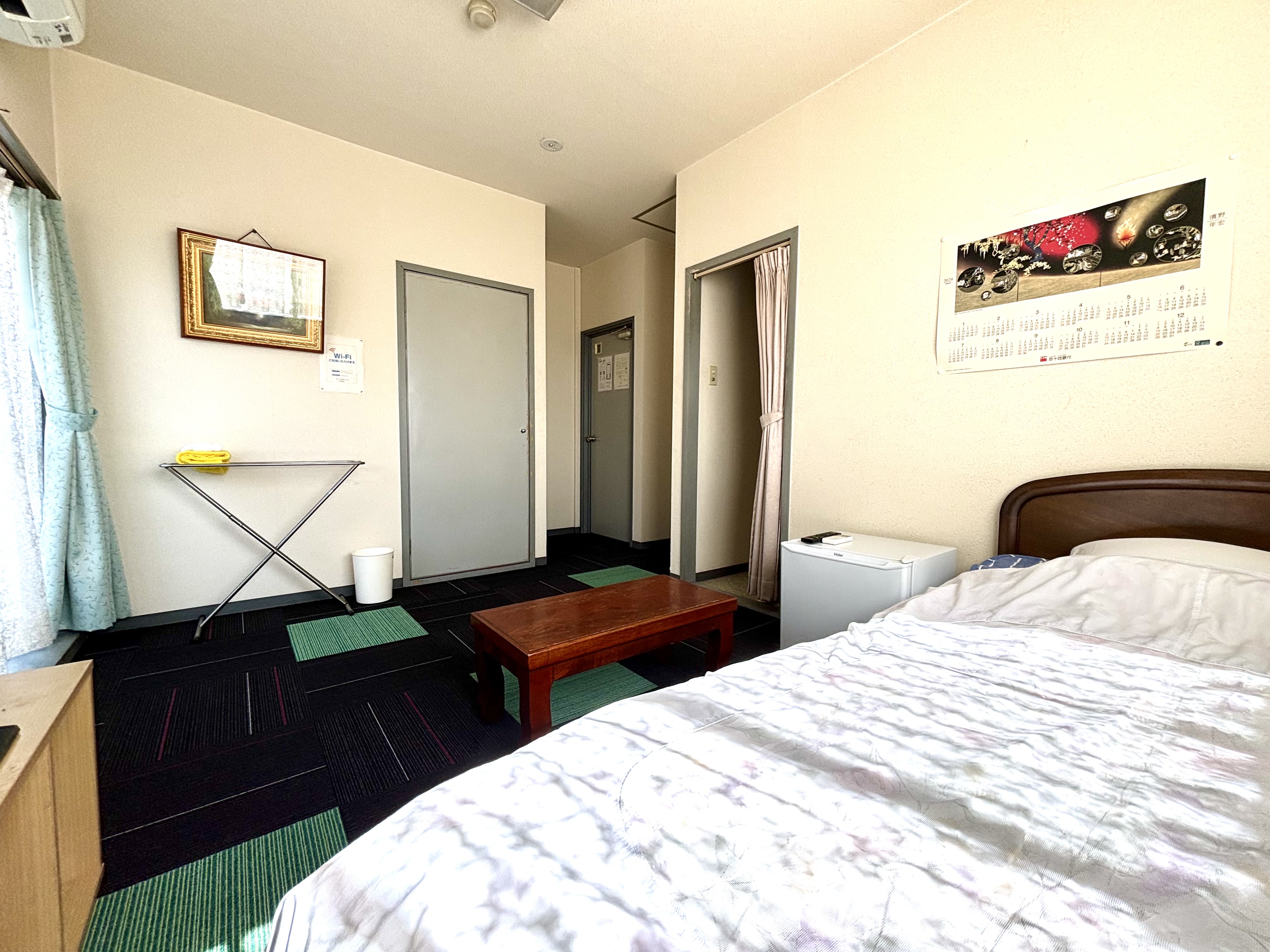 シングル洋室 バス・トイレ付