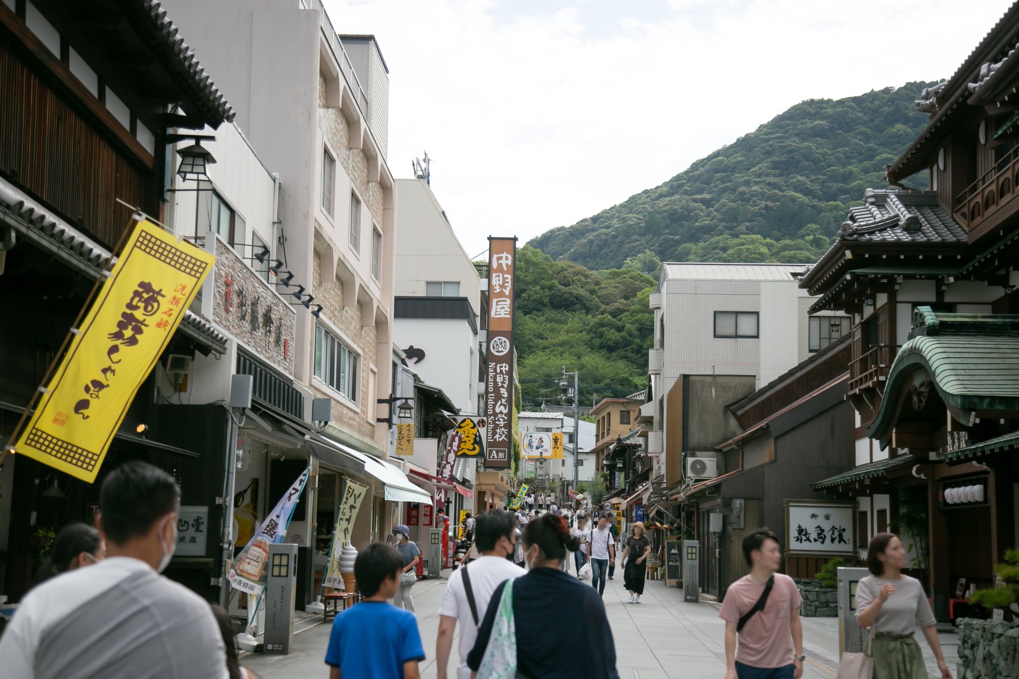 こんぴらさん参道までお車で約40分